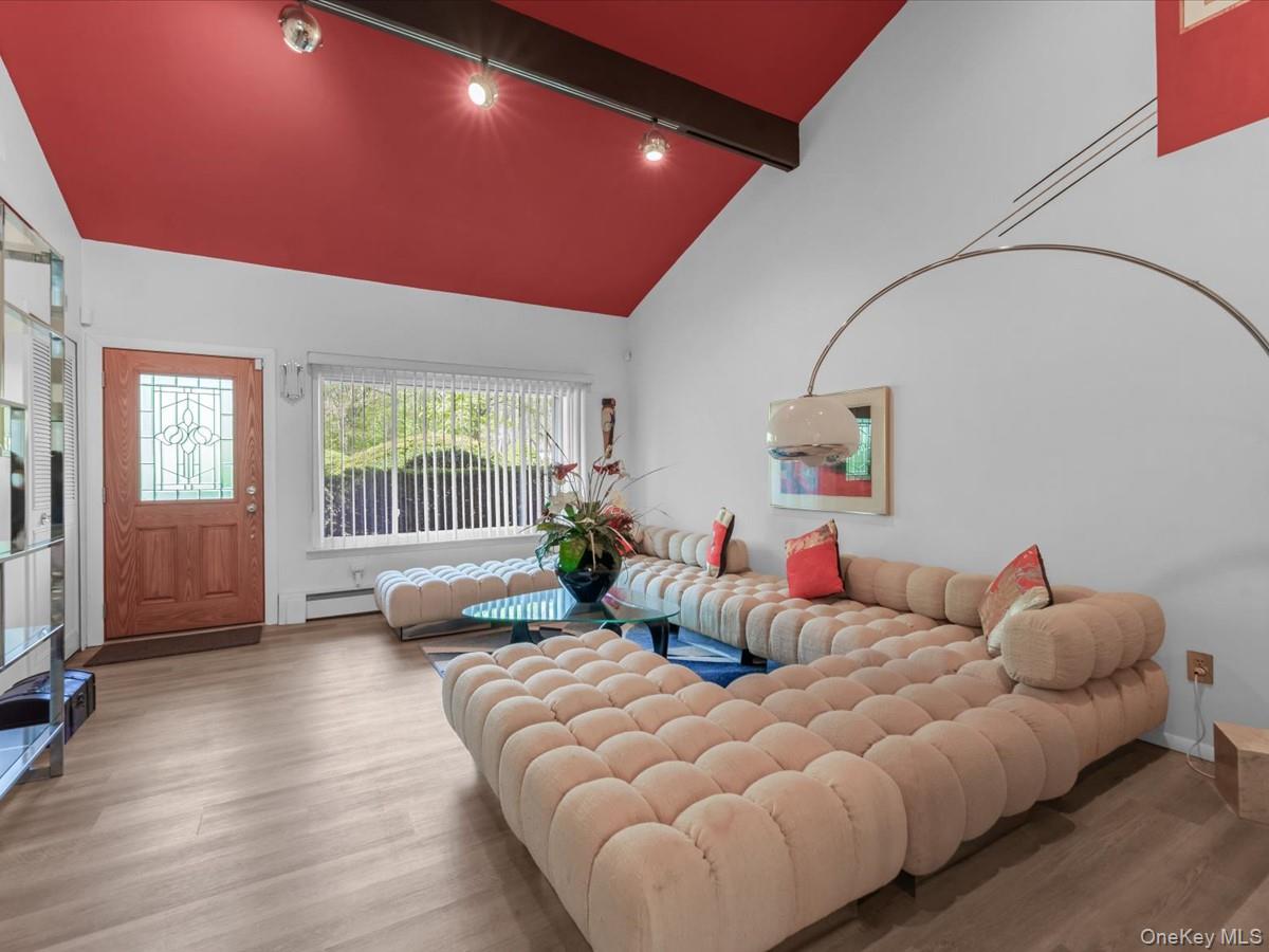 21 Halston Lane Property Photo 4