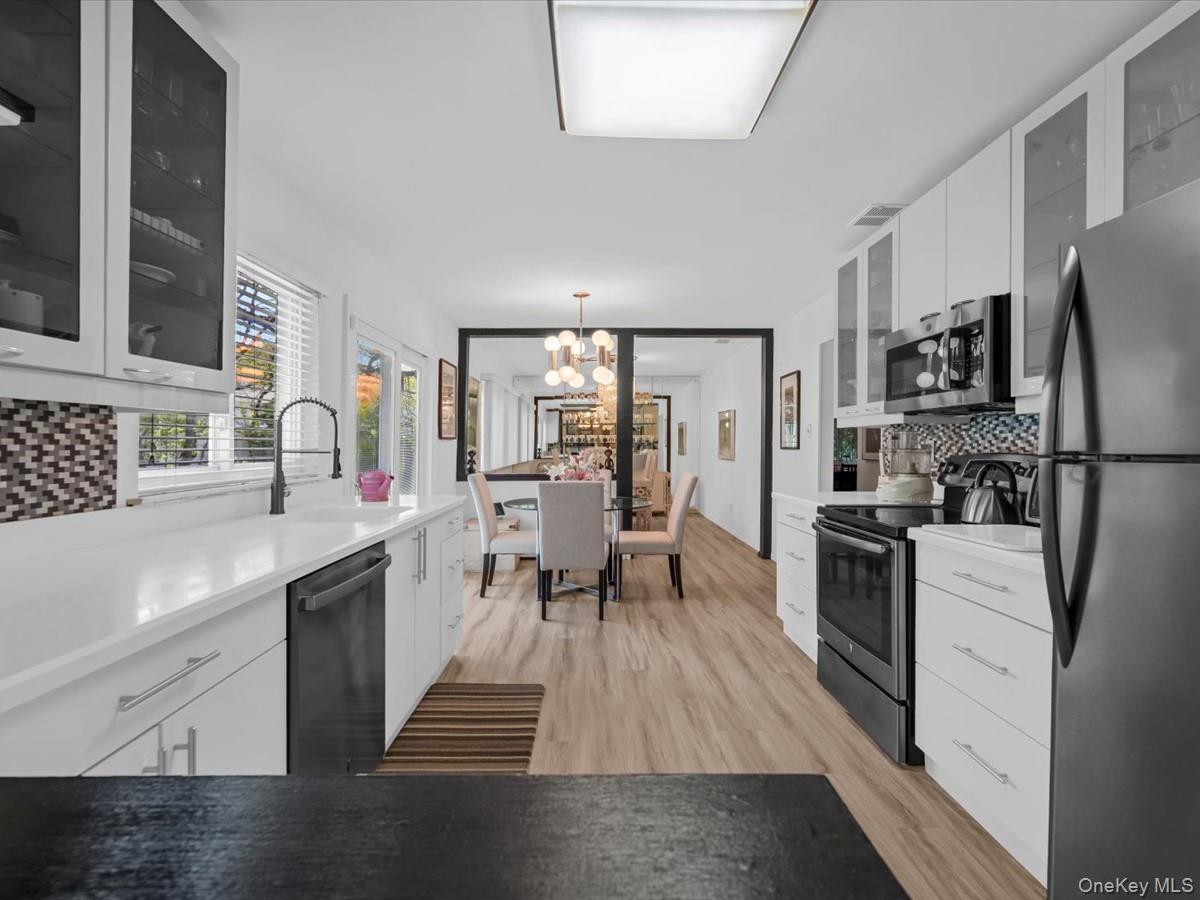 21 Halston Lane Property Photo 10