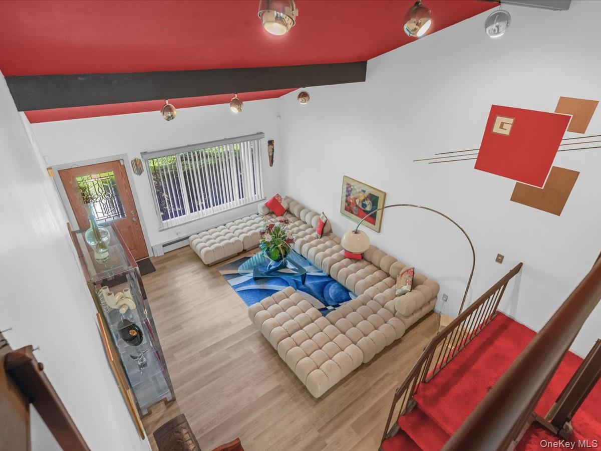 21 Halston Lane Property Photo 18