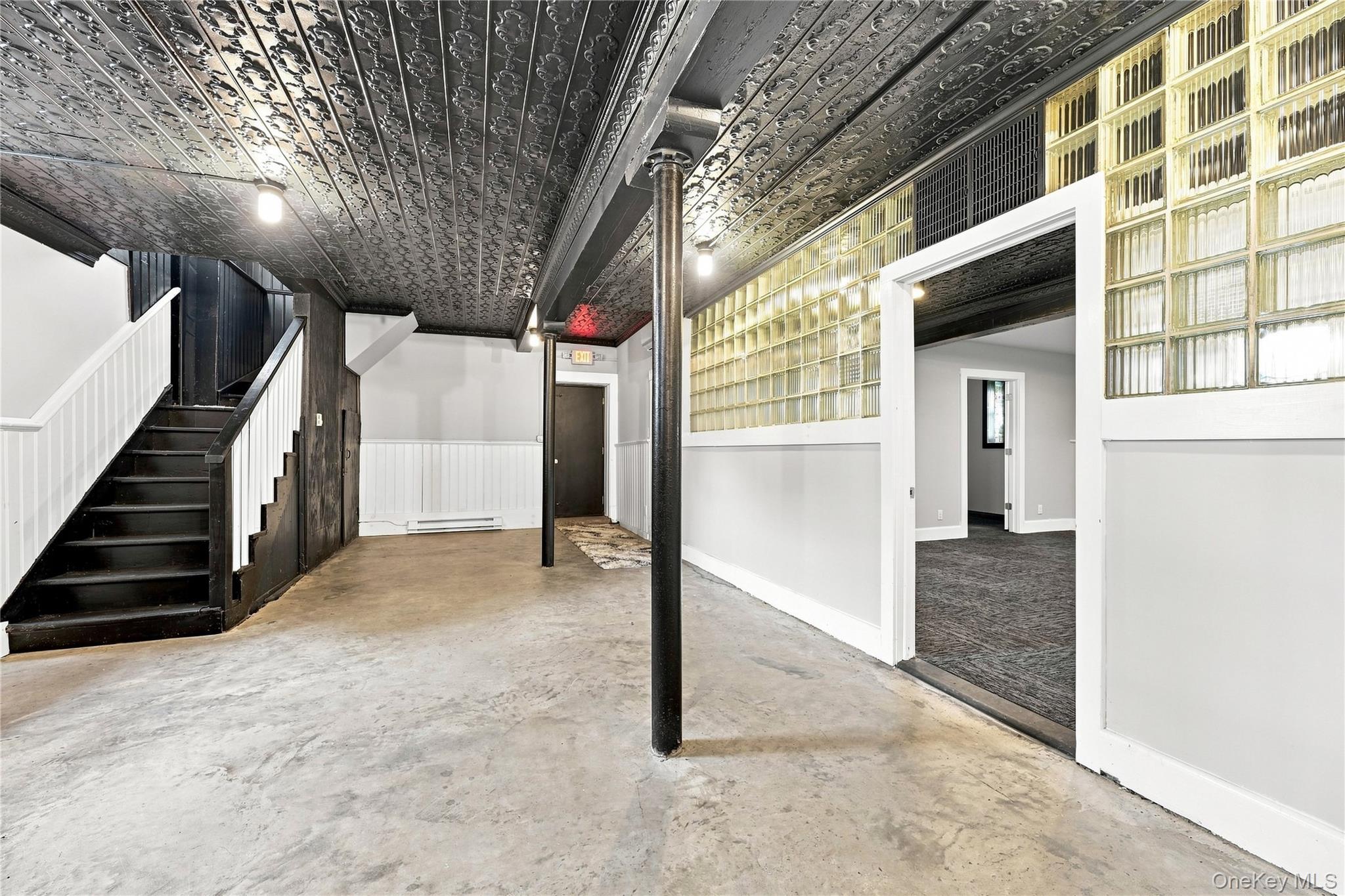 130 Benkard Avenue Property Photo 12