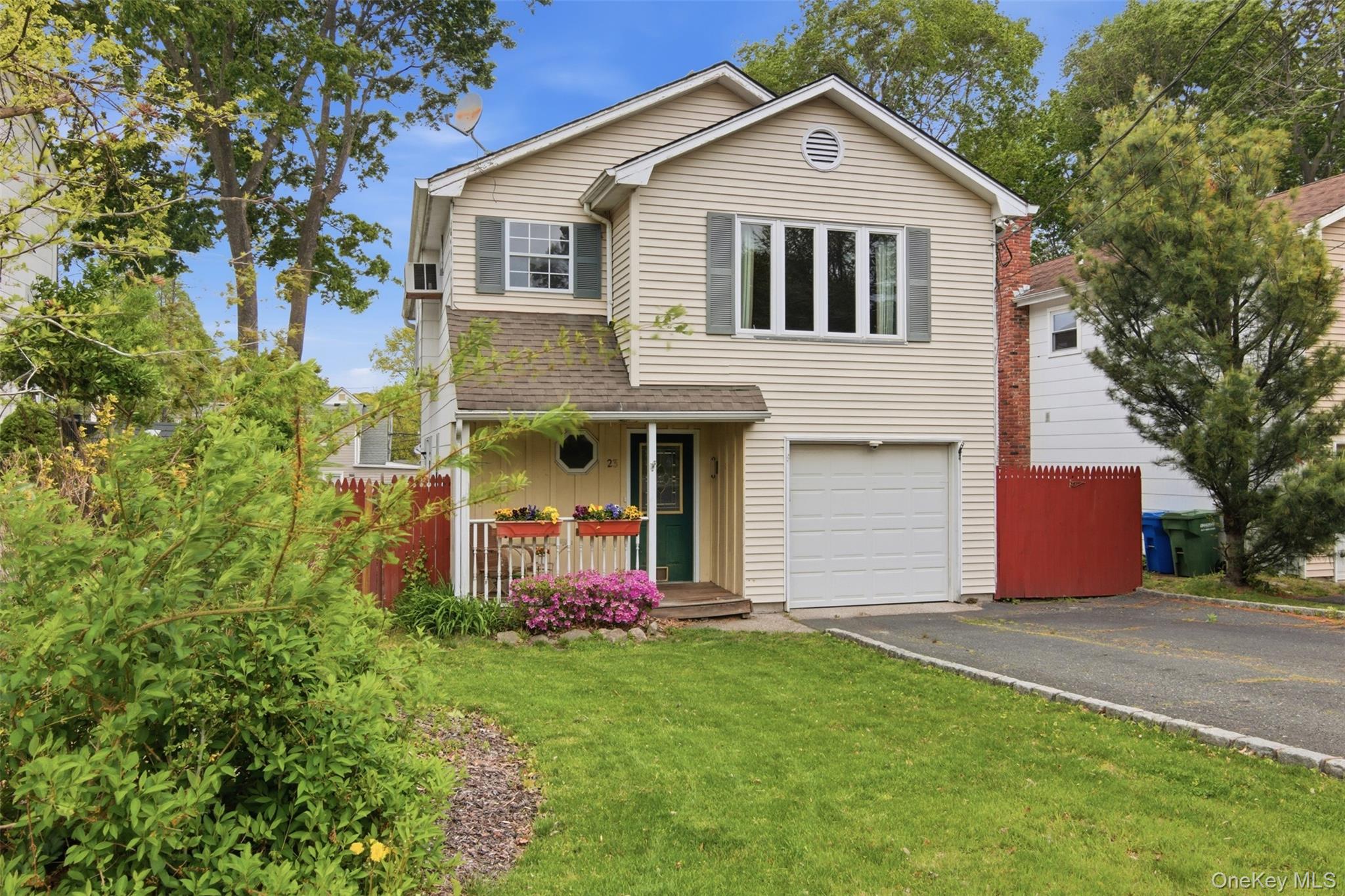 23 Woodside Avenue Property Photo 1