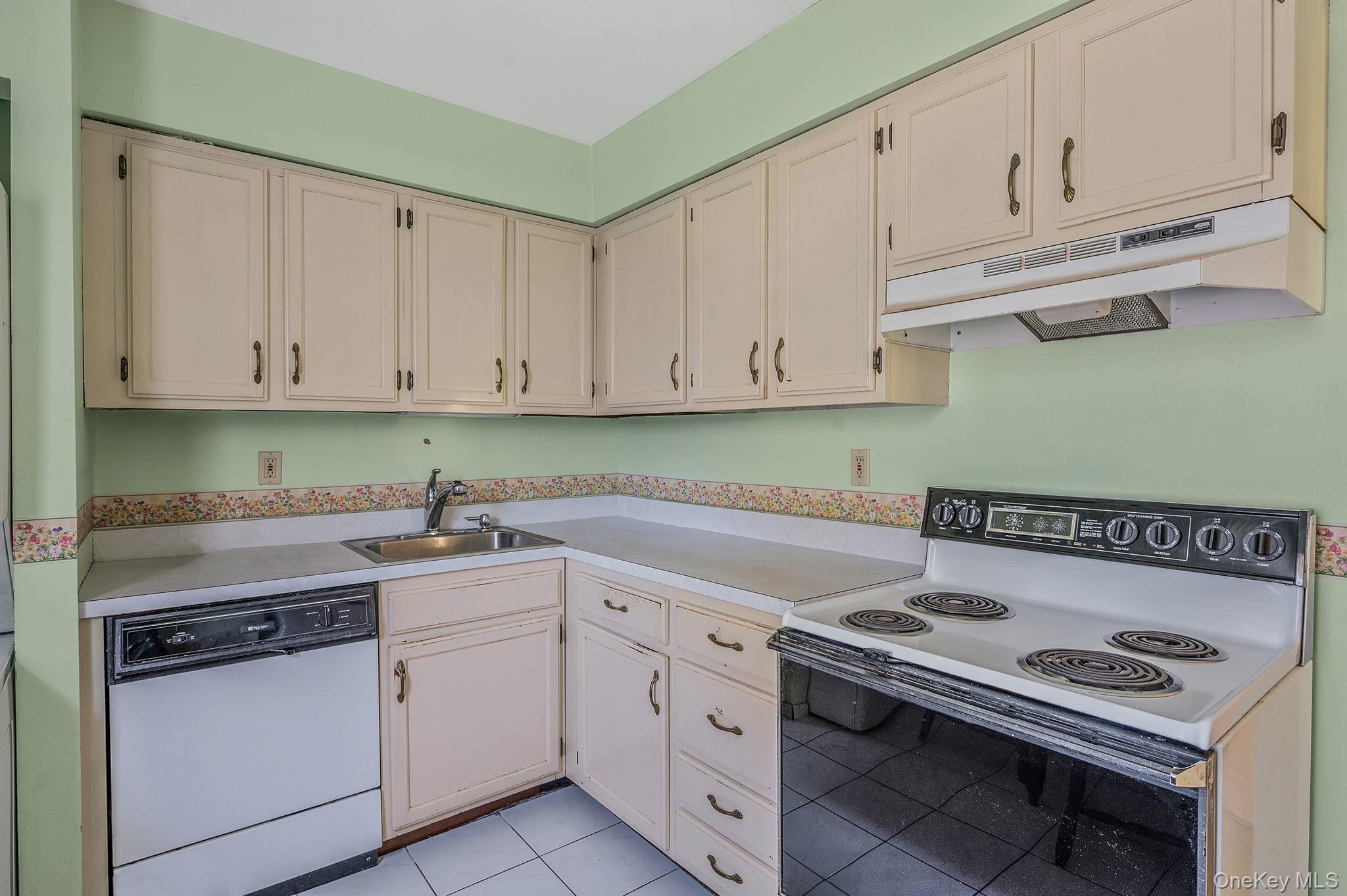 47 Harbor Property Photo 11
