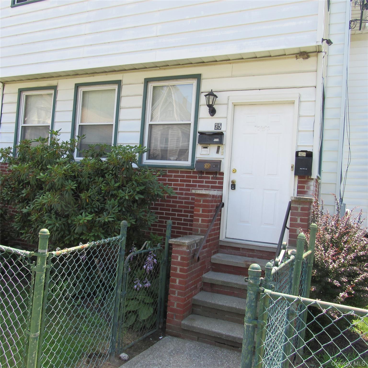 35 Taylor Avenue #2 Property Photo 1