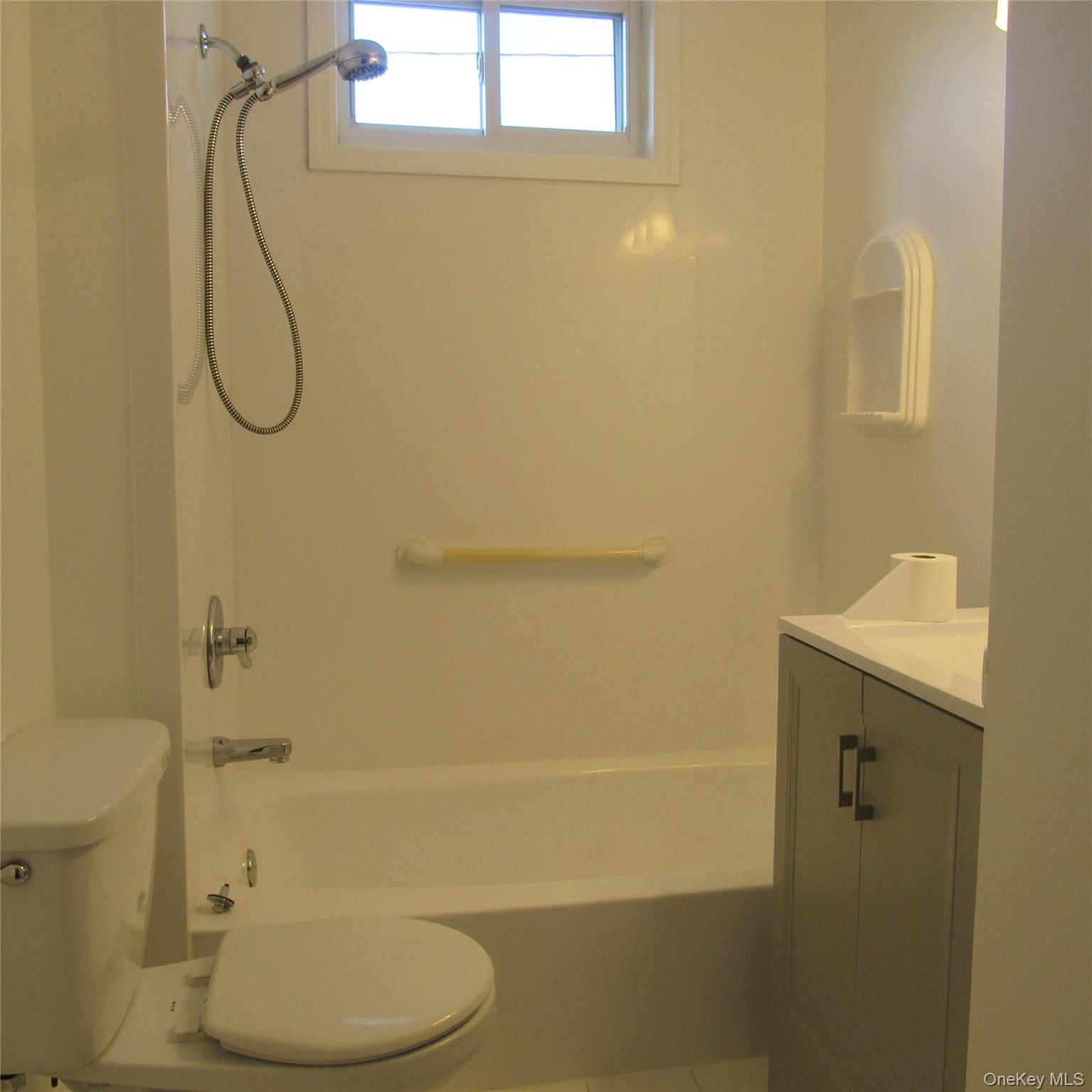 35 Taylor Avenue #2 Property Photo 8