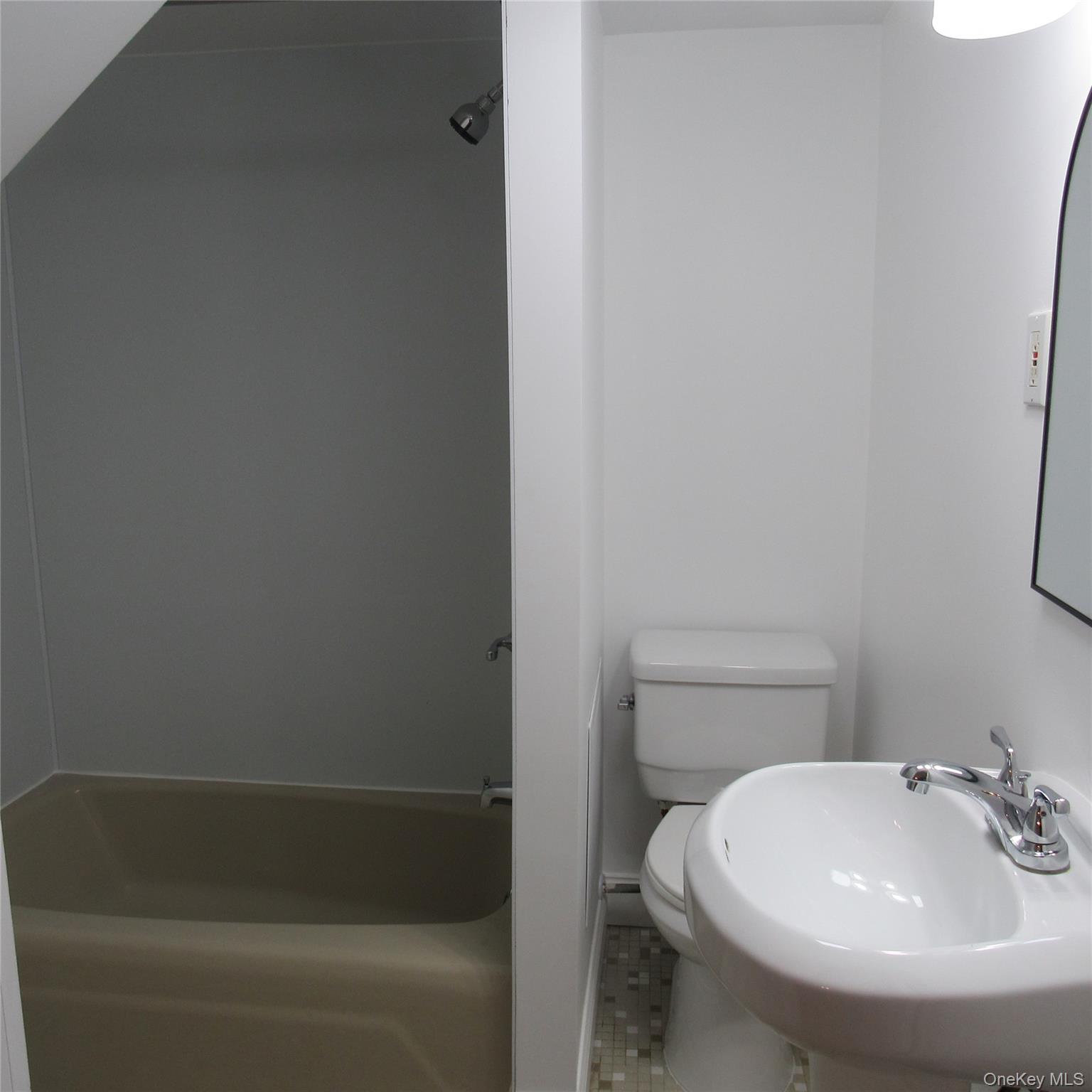 35 Taylor Avenue #2 Property Photo 17