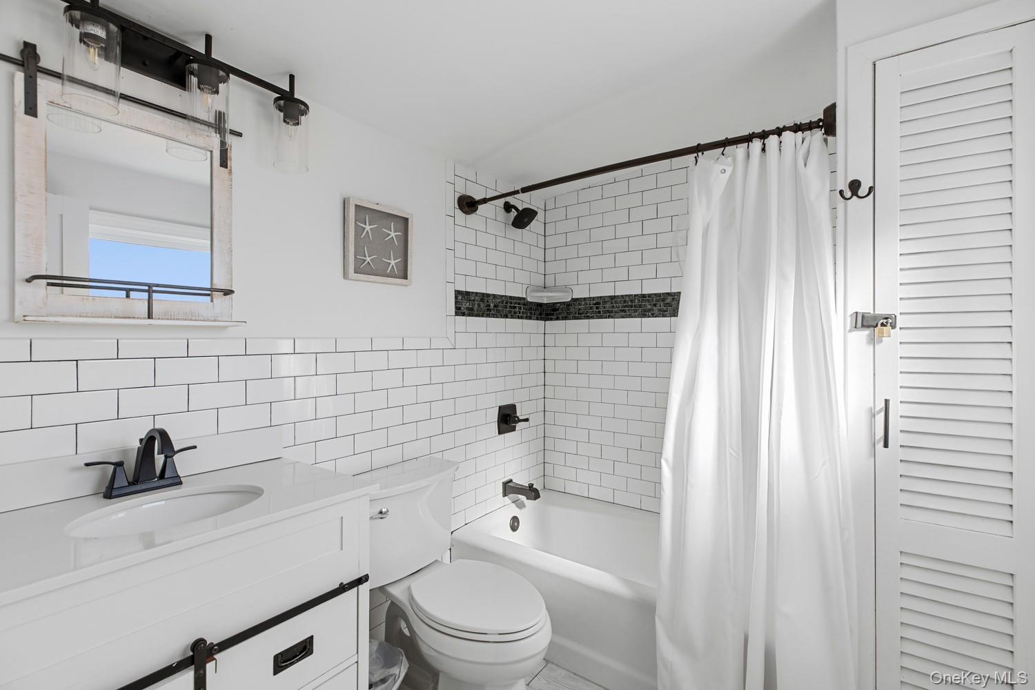 485 Bayberry Walk Property Photo 15