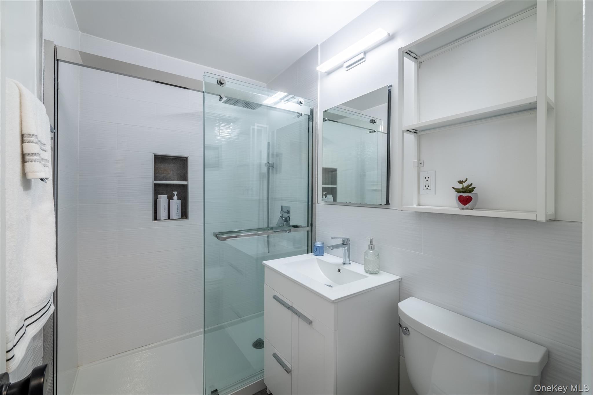 55 Maple Avenue 3b Property Photo 12
