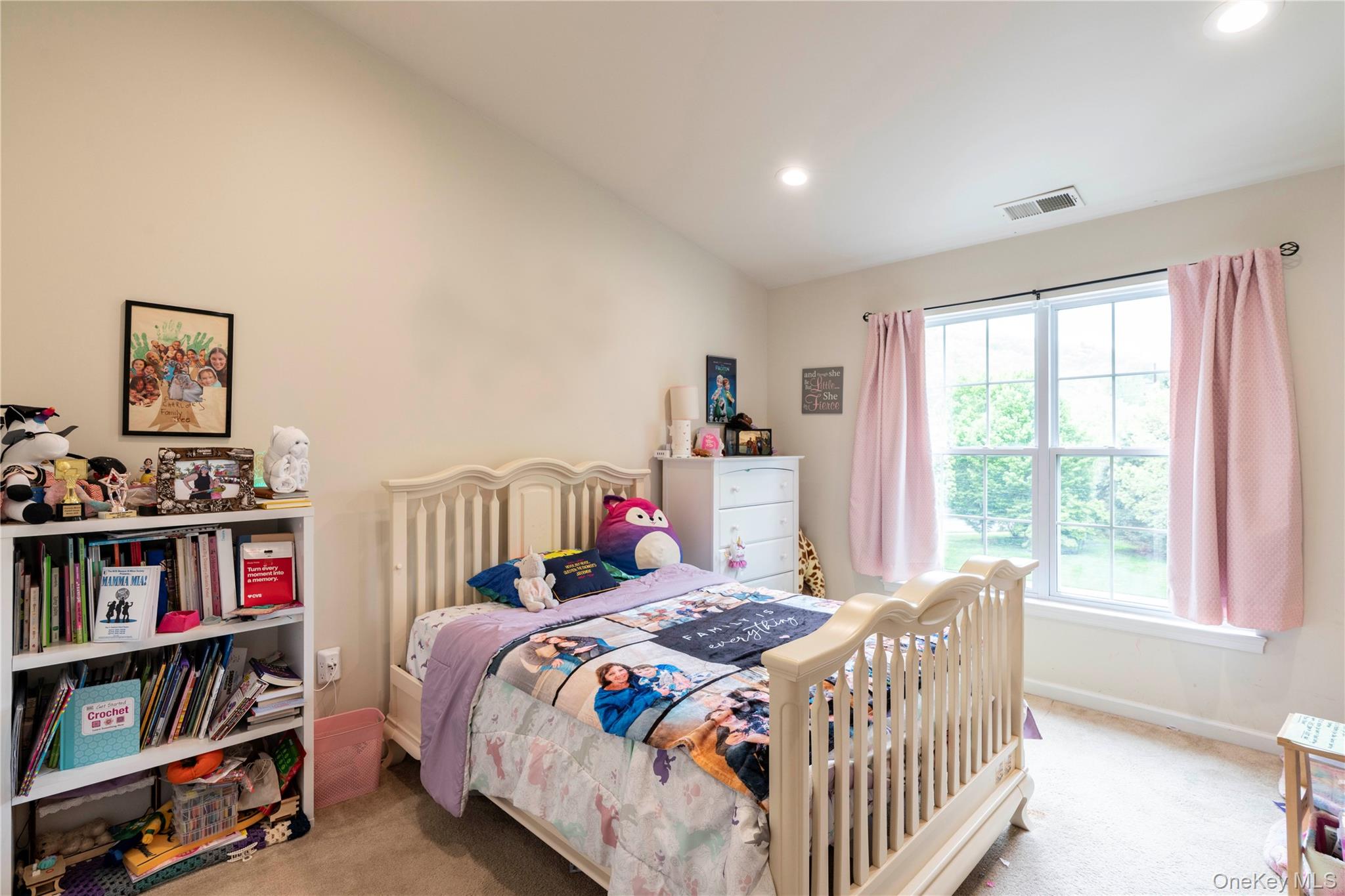 908 Huntington Drive Property Photo 18