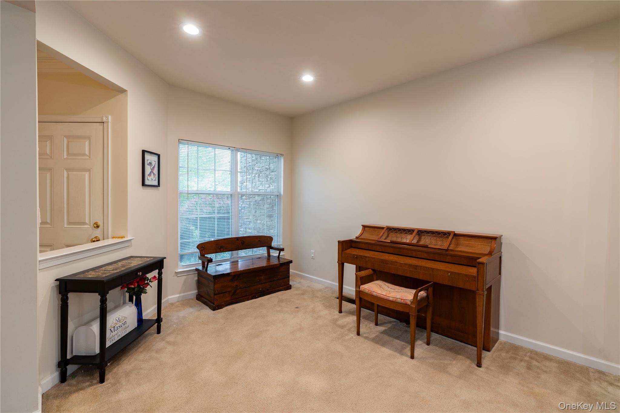 908 Huntington Drive Property Photo 23