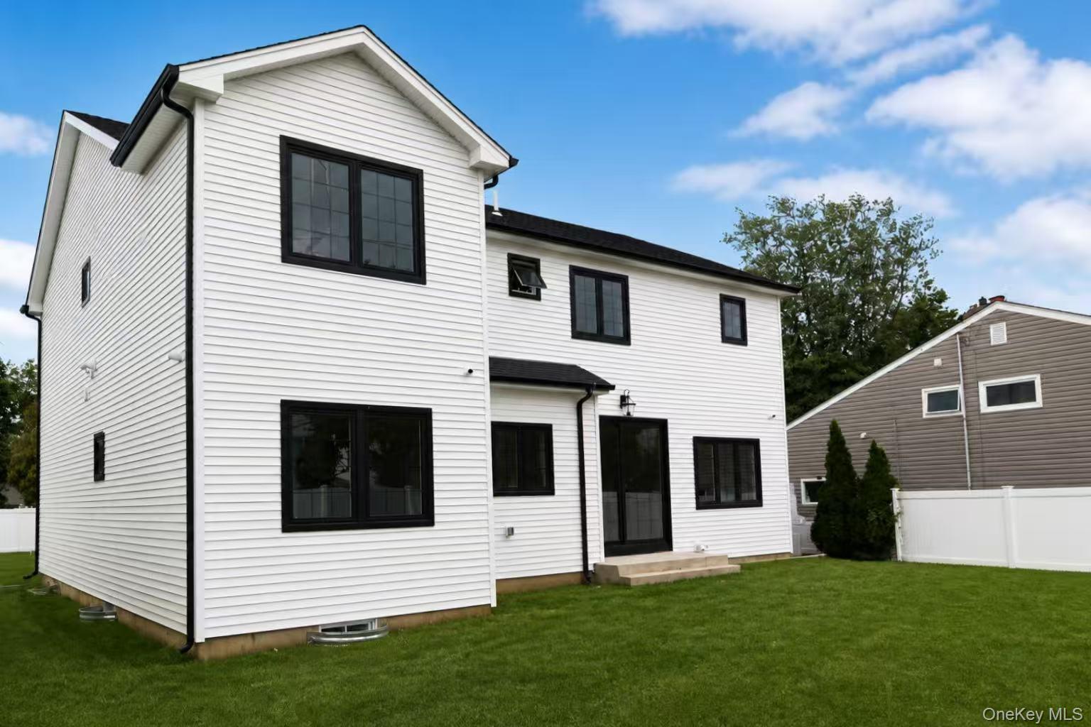 9 Gary Road Property Photo 4