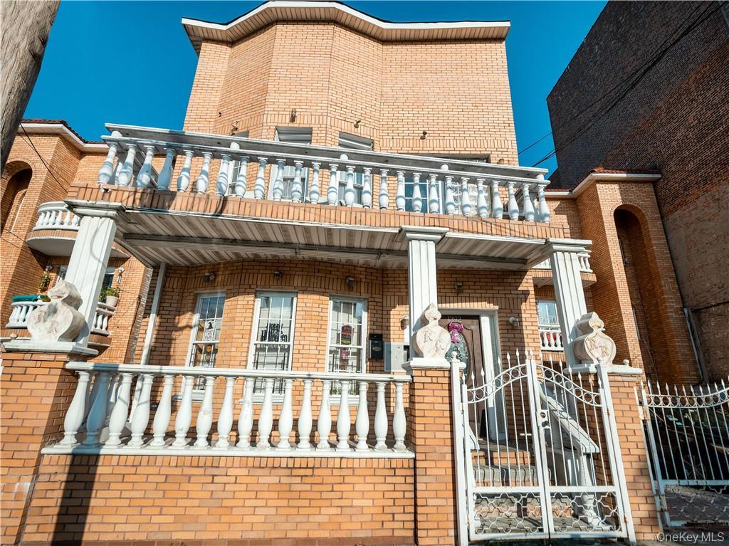 1392 Commonwealth Avenue Property Photo 1