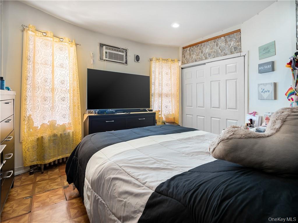 1392 Commonwealth Avenue Property Photo 7