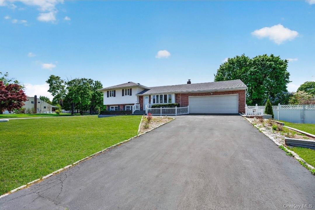 8 Whitebirch Lane Property Photo 4