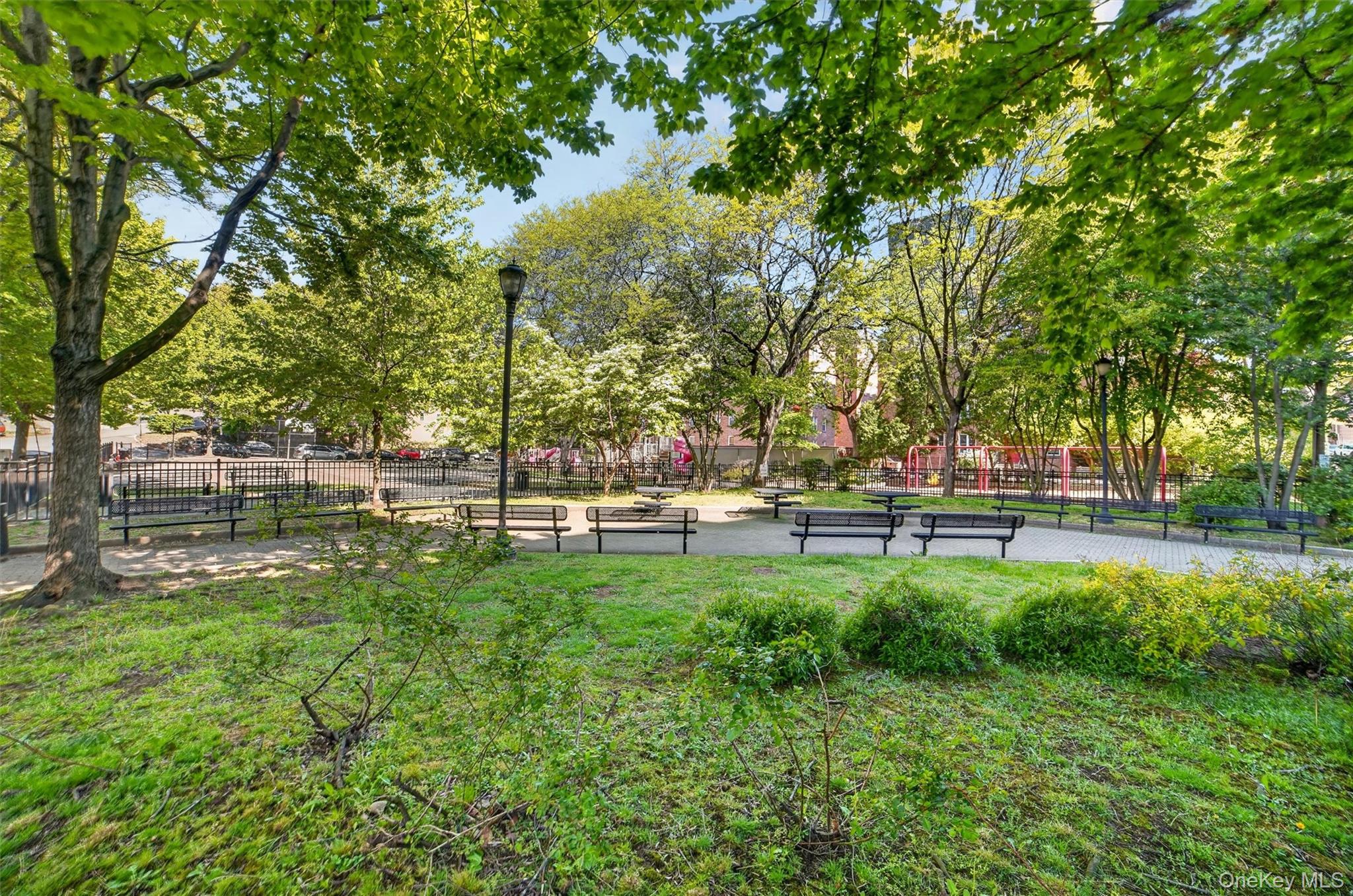 1 Bronxville Road 6a Property Photo 27
