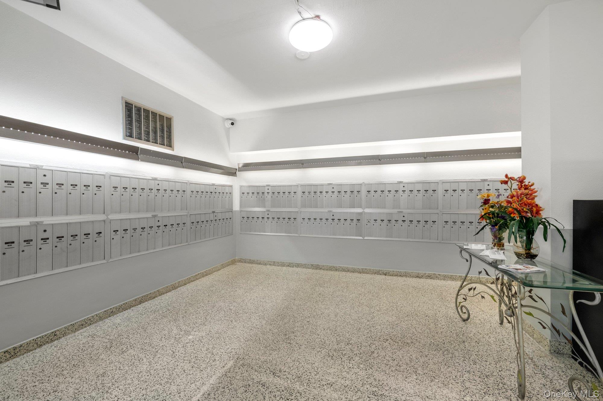 1841 Central Park Avenue 8g Property Photo 3