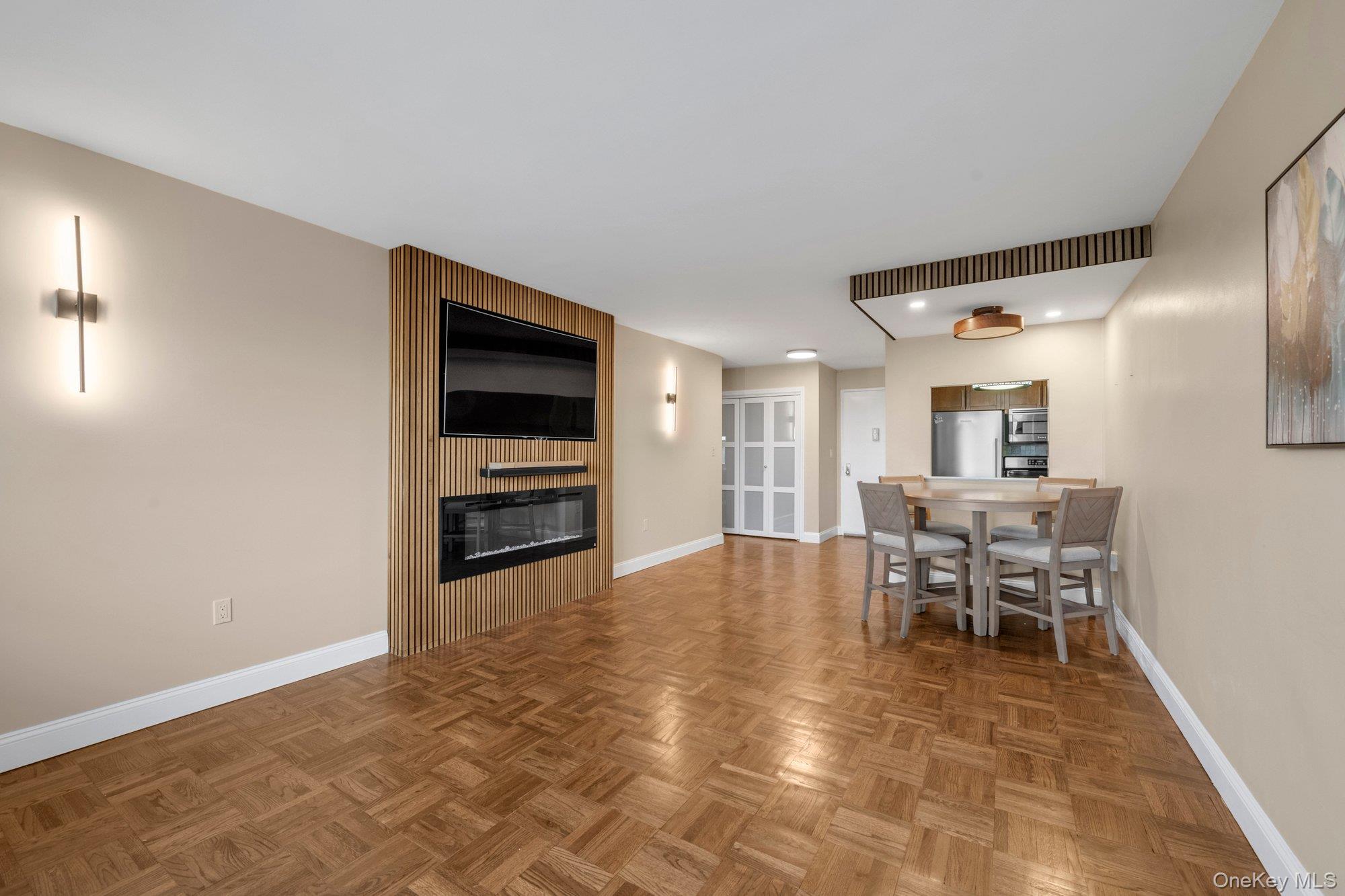 1841 Central Park Avenue 8g Property Photo 7