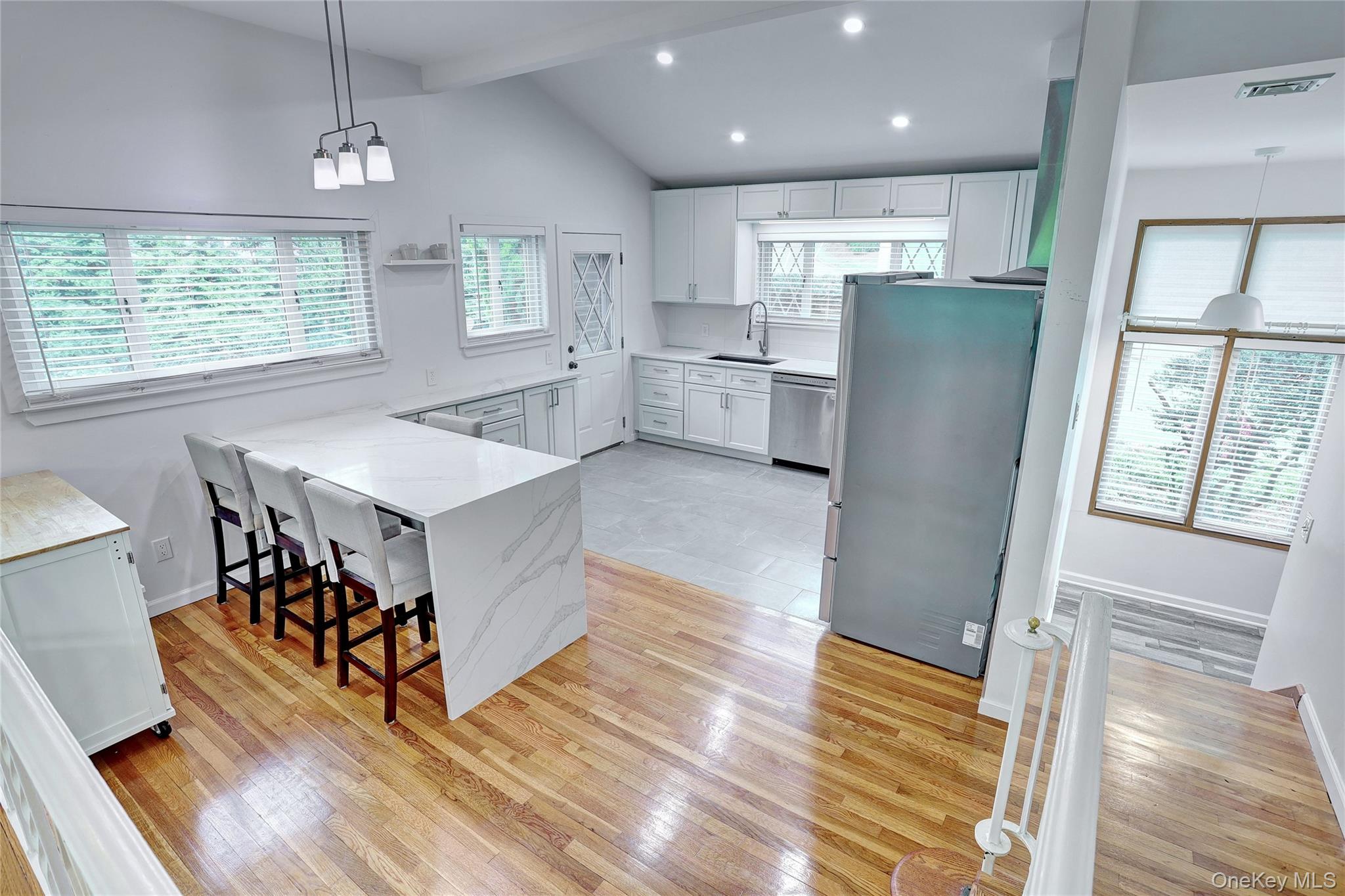 34 E Allison Avenue Property Photo 8