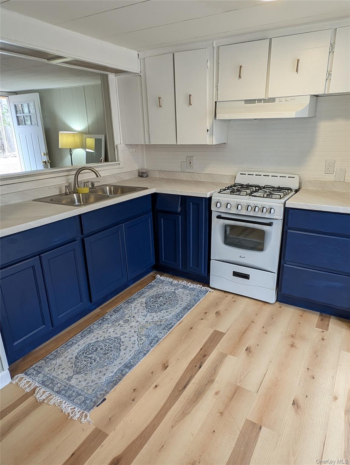 549 Hearts Content Road Property Photo 9