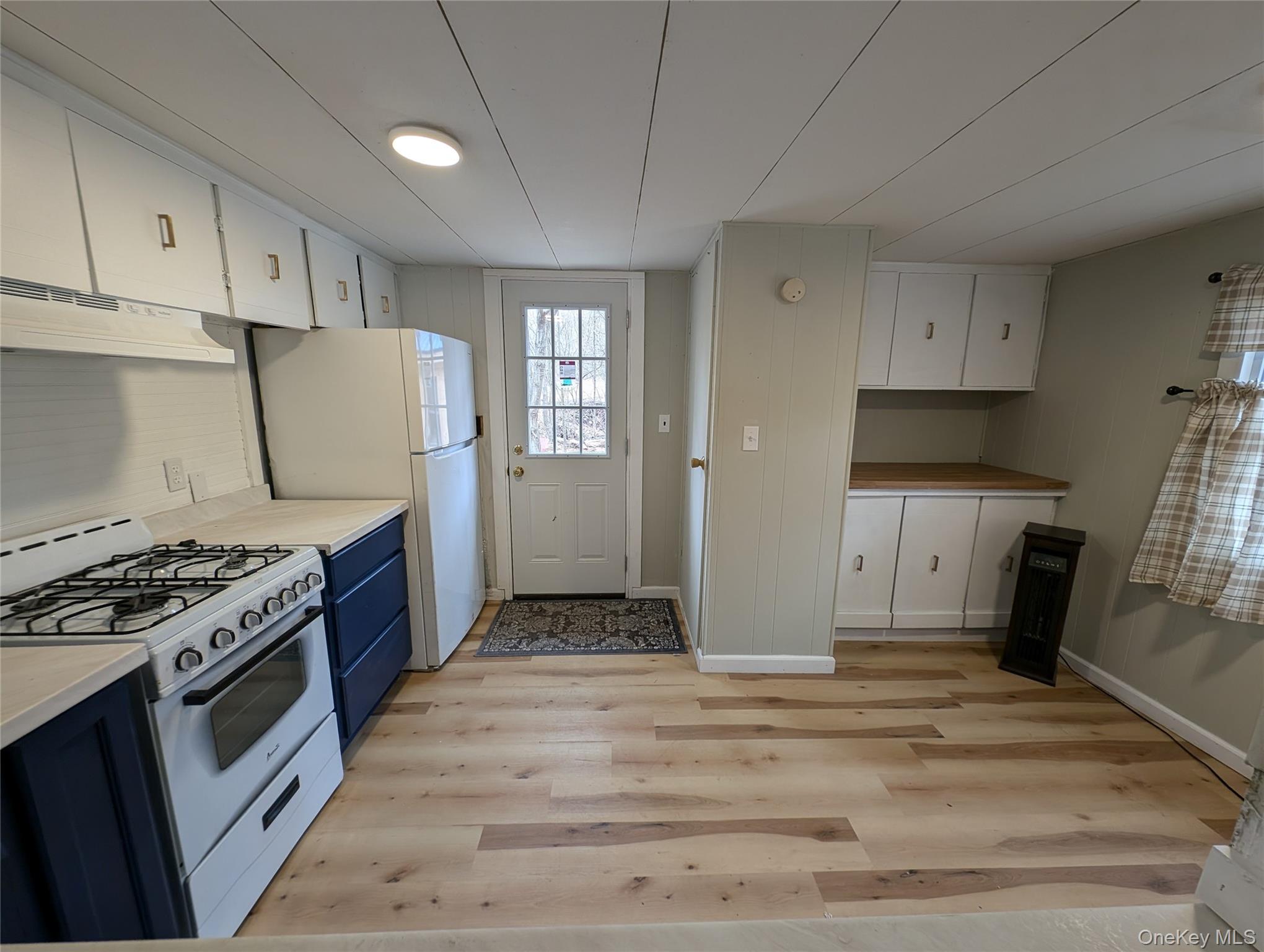 549 Hearts Content Road Property Photo 10