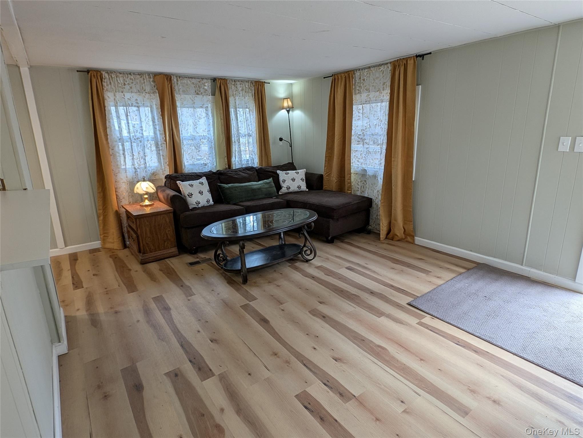 549 Hearts Content Road Property Photo 11