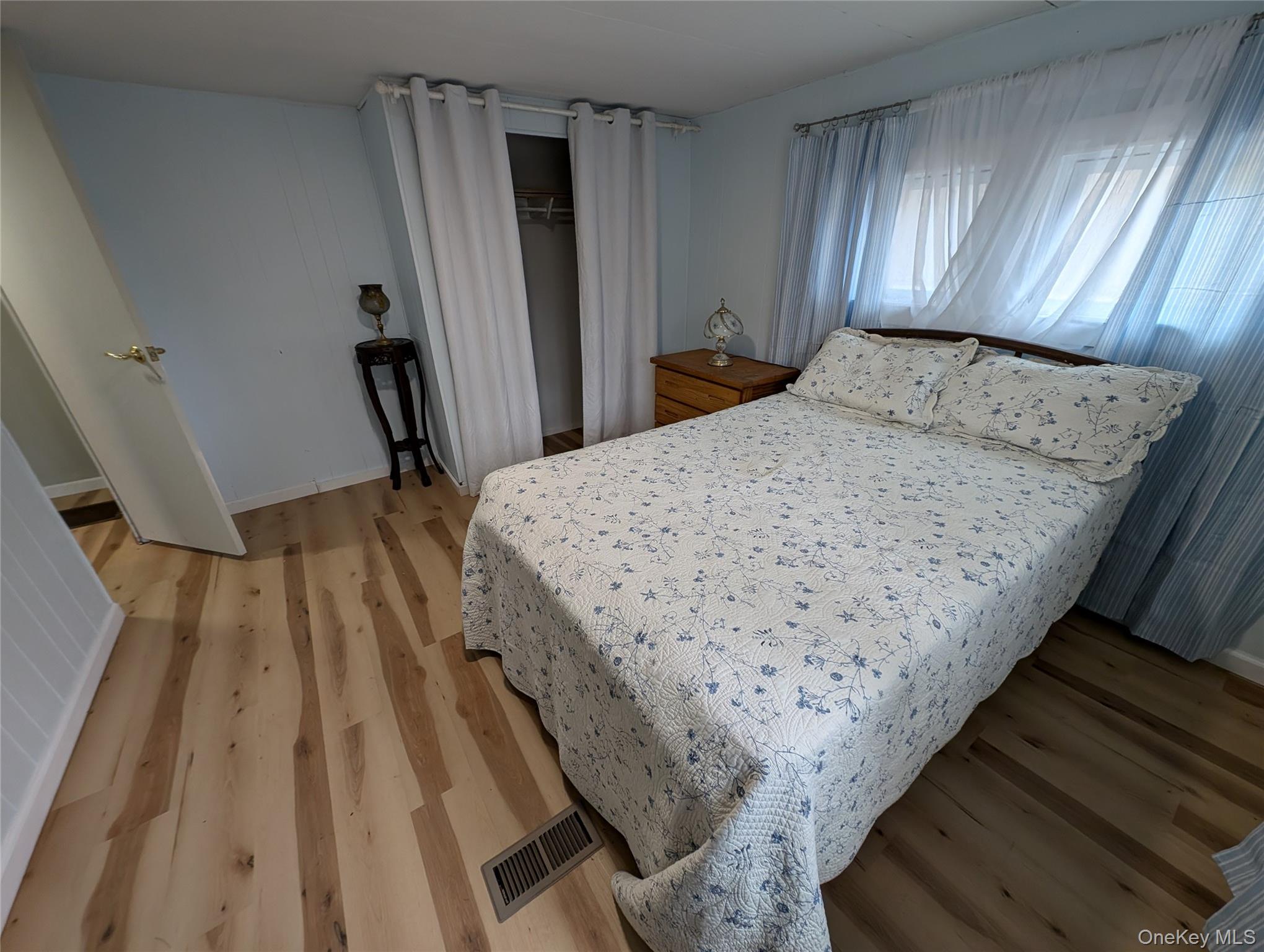 549 Hearts Content Road Property Photo 16