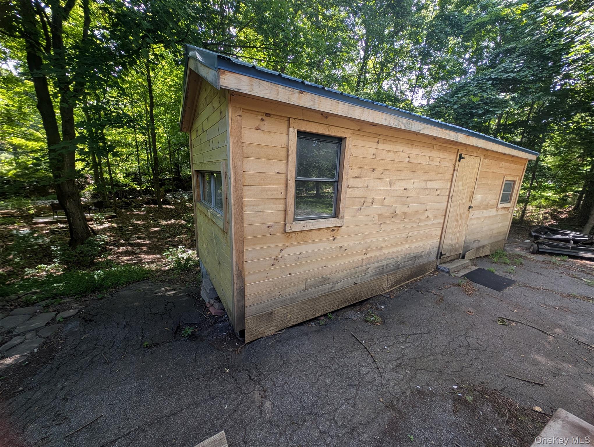 549 Hearts Content Road Property Photo 26