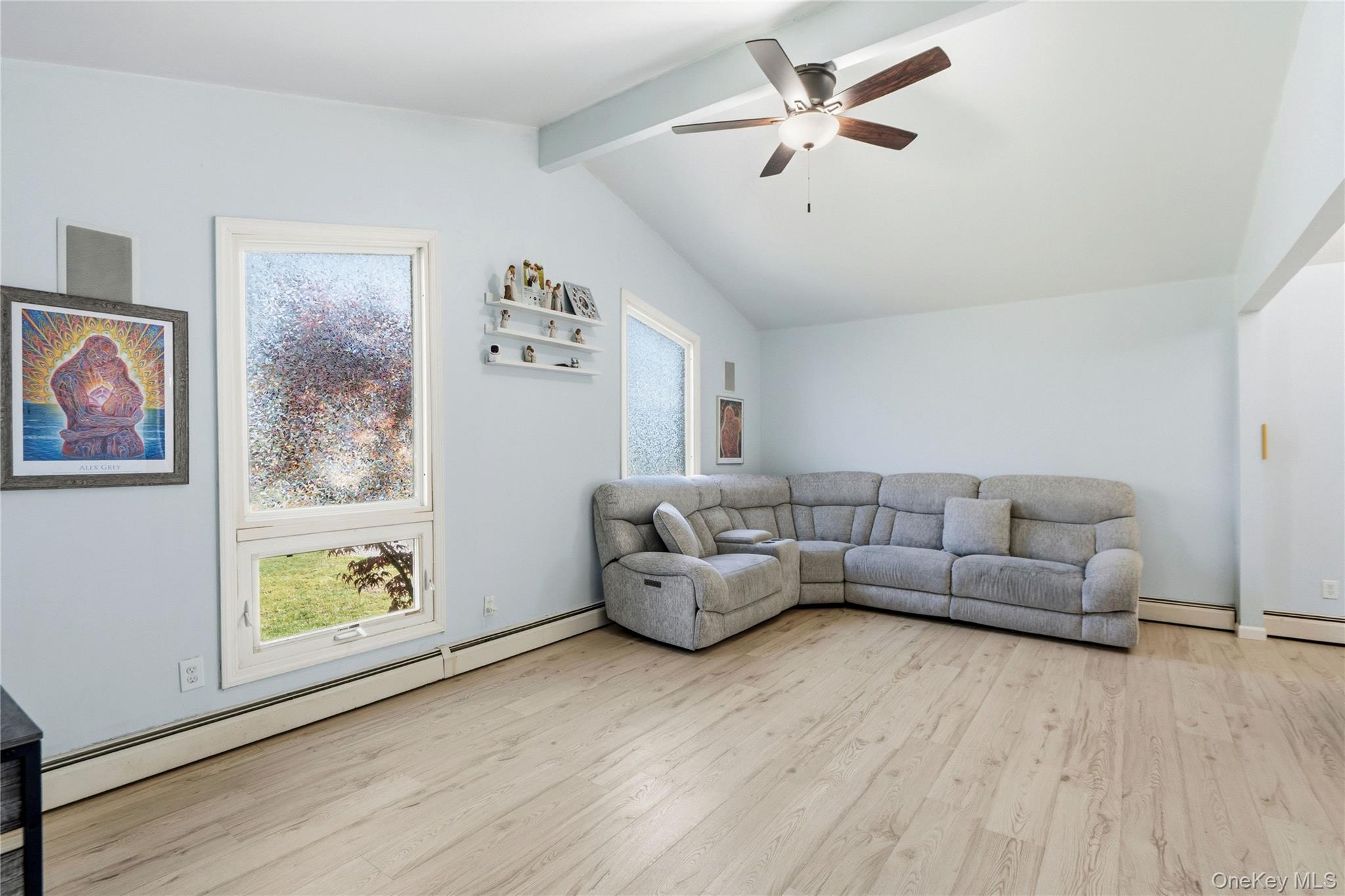 82 Robinwood Drive Property Photo 3
