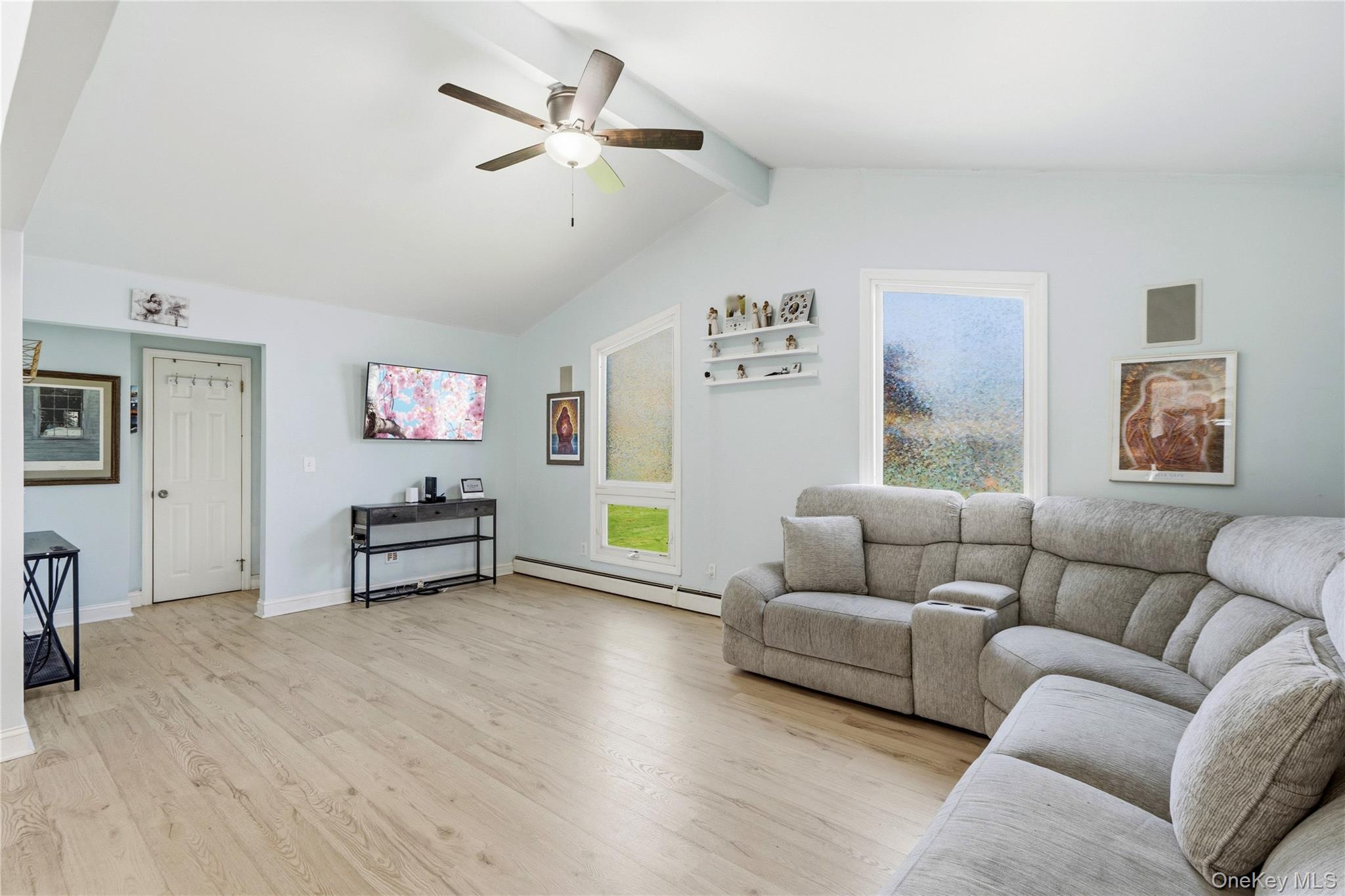 82 Robinwood Drive Property Photo 6