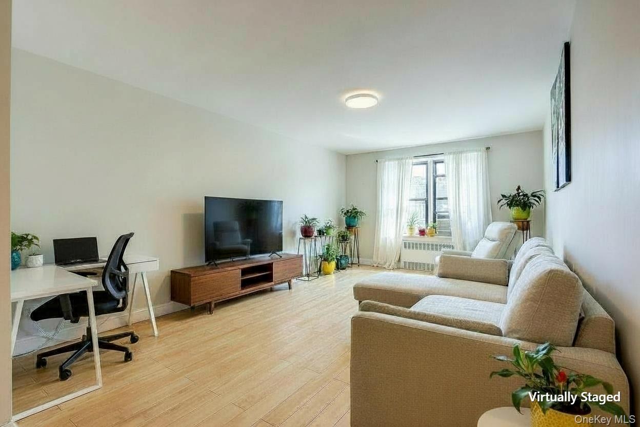 37-50 87th Street 3e Property Photo 2