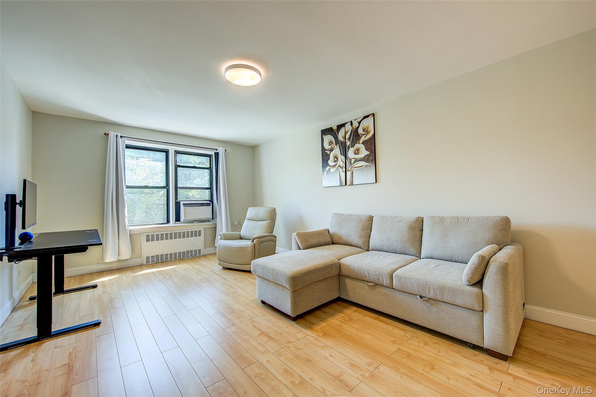 37-50 87th Street 3e Property Photo 5