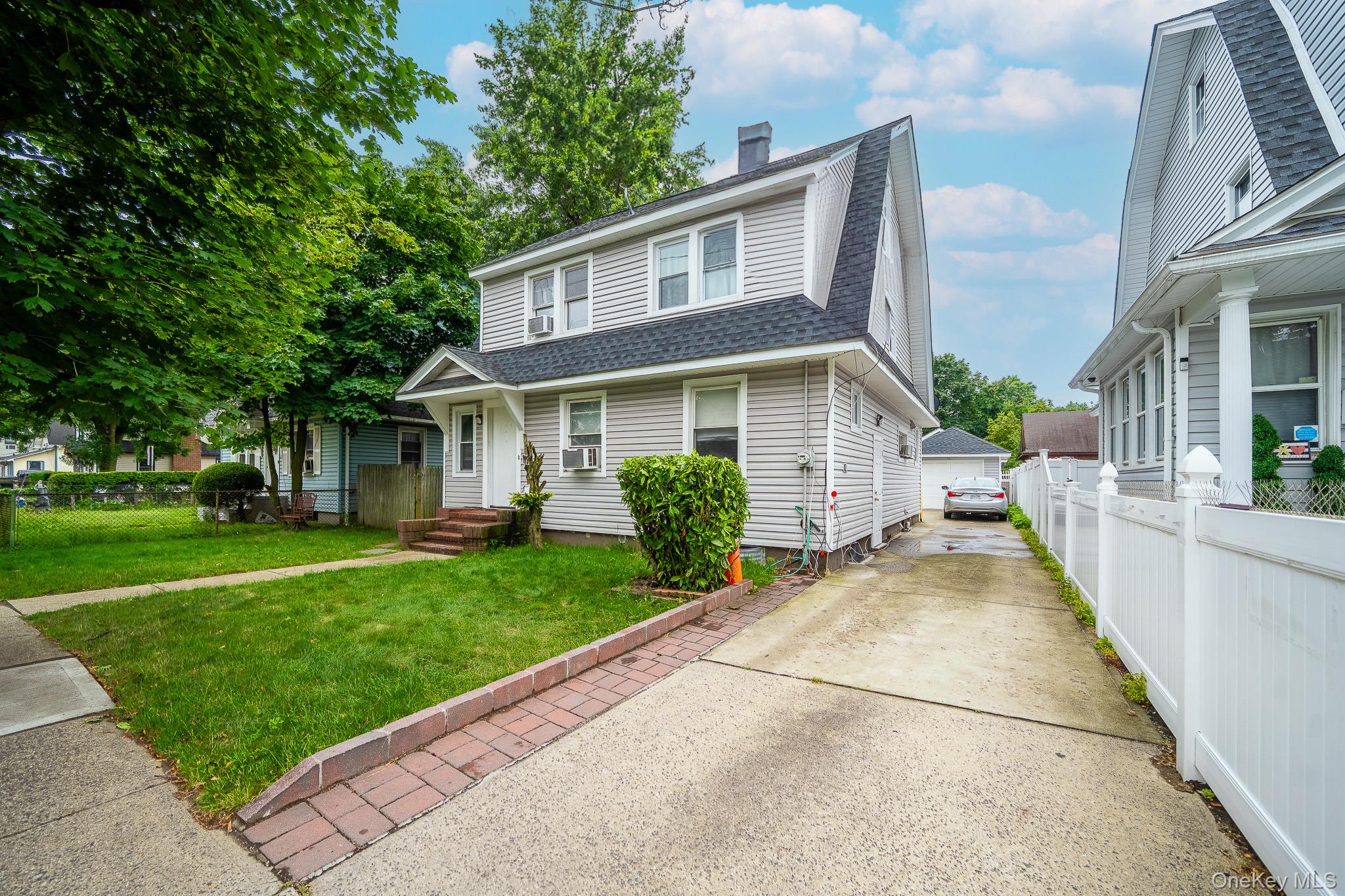 295 Washington Street Property Photo 1