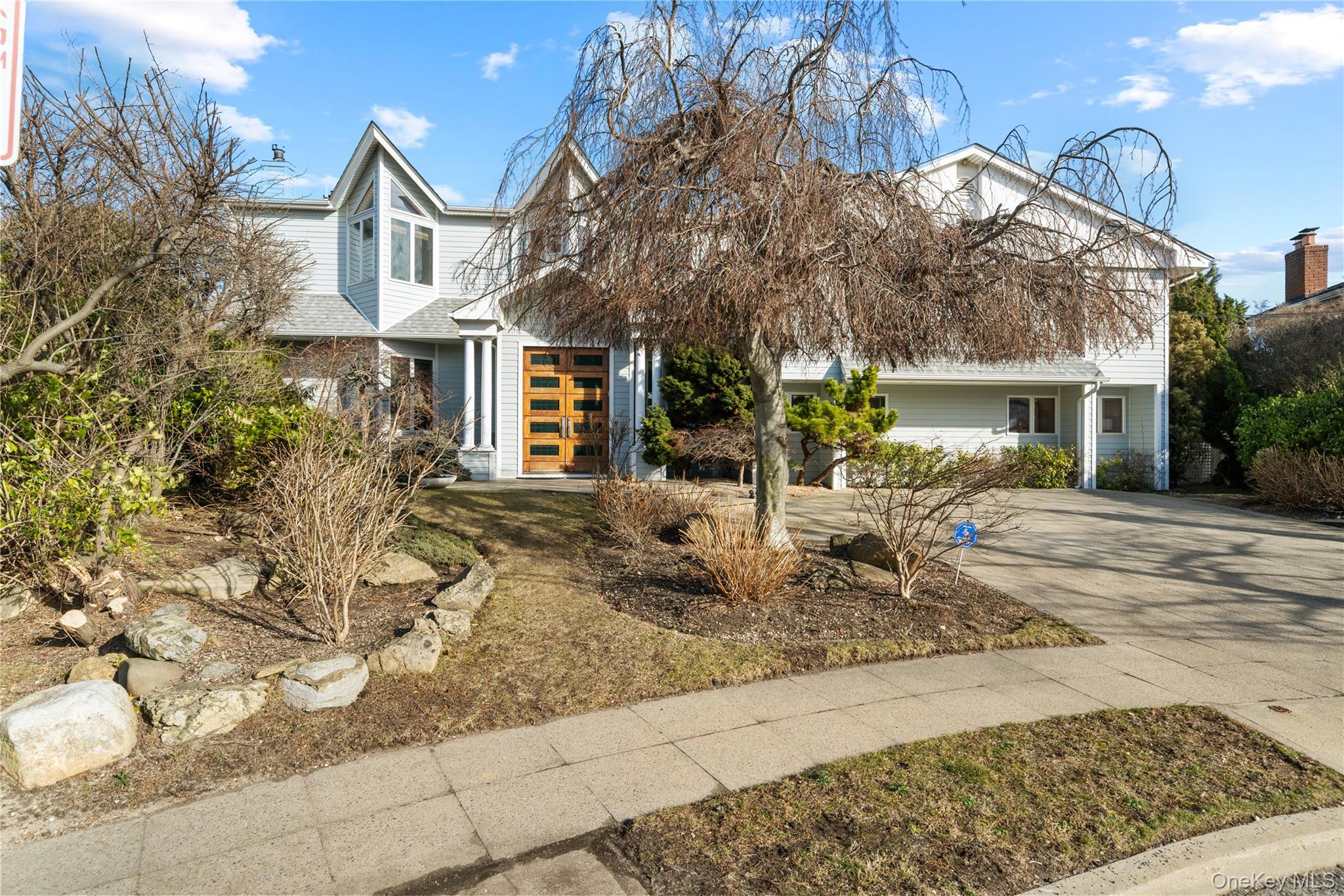 1416 Bay Property Photo 23