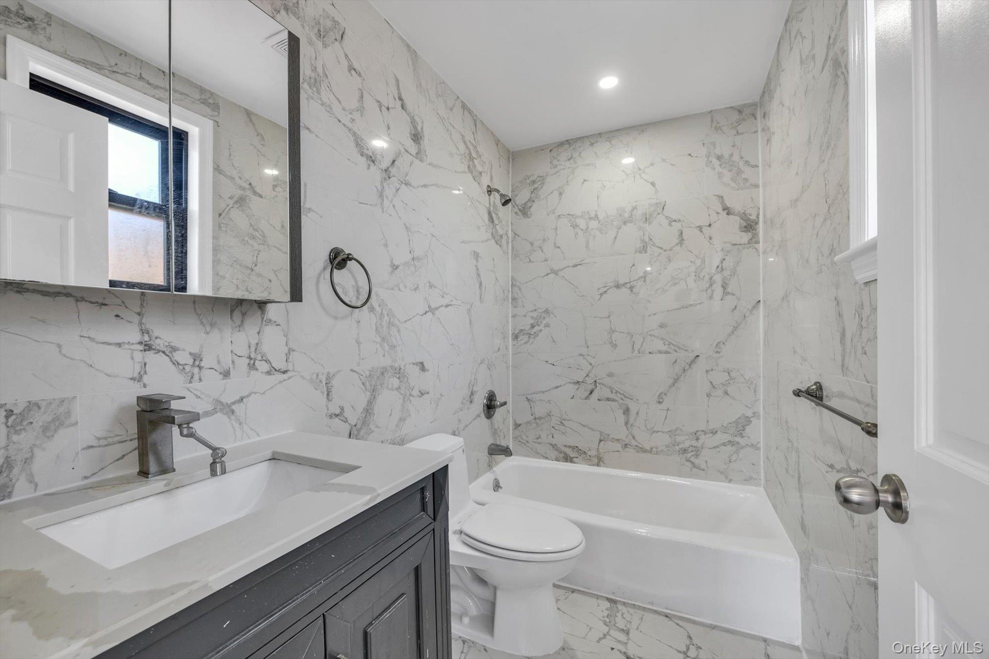 4920 167th Street Property Photo 14