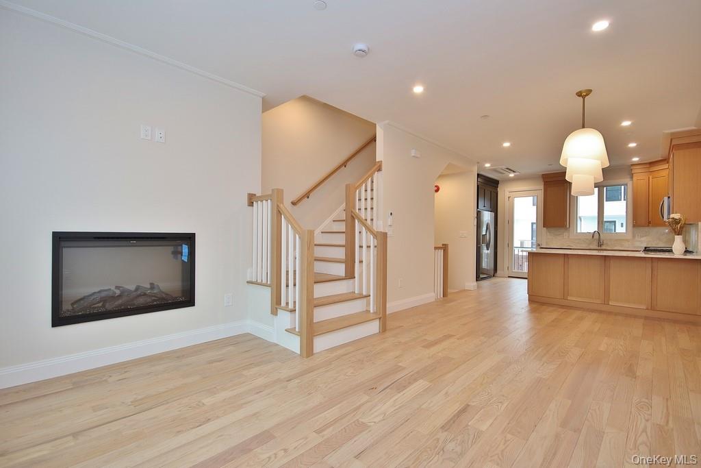32 Andrews Lane Property Photo 8