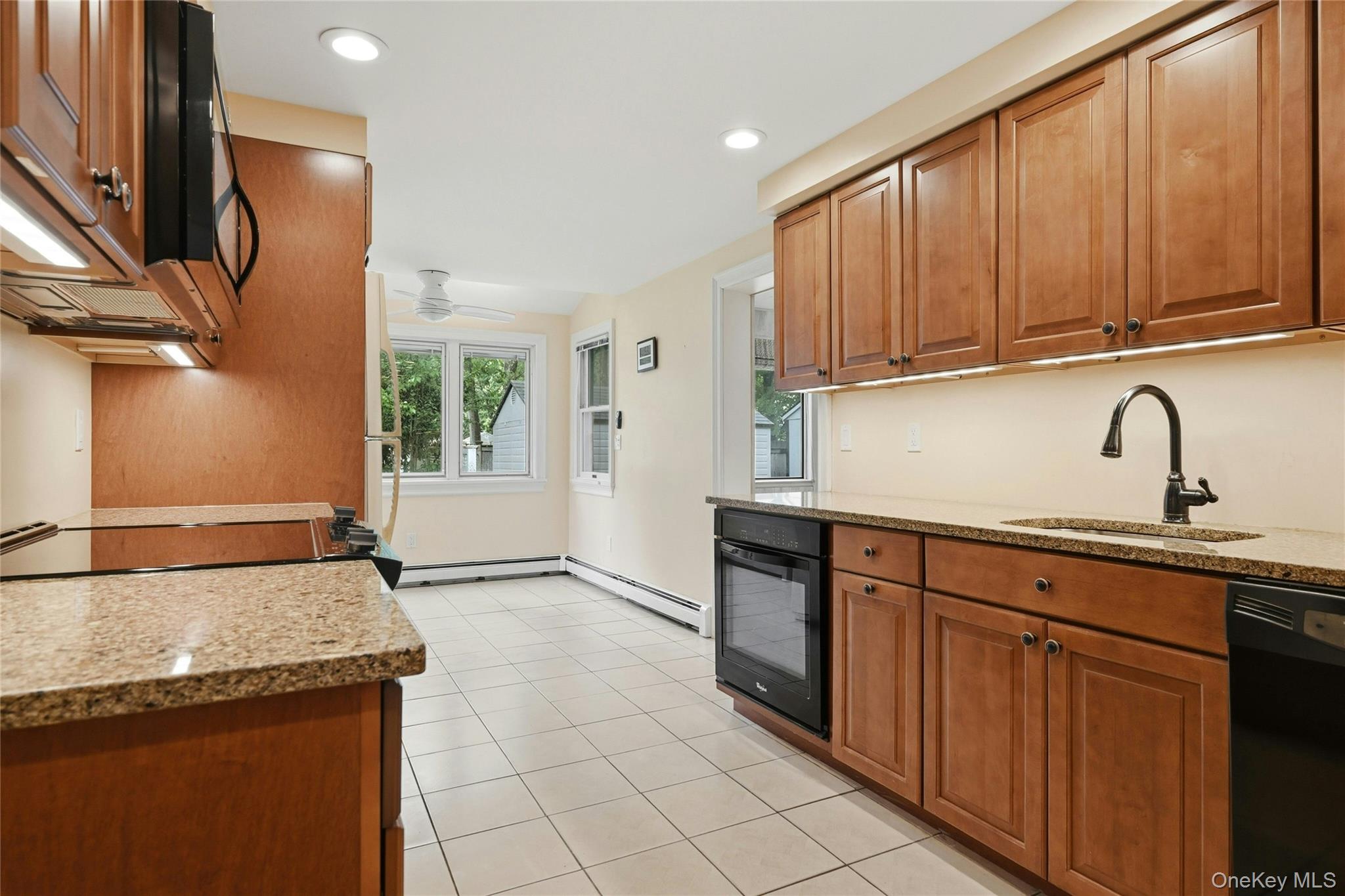 2 Cub Road Property Photo 9