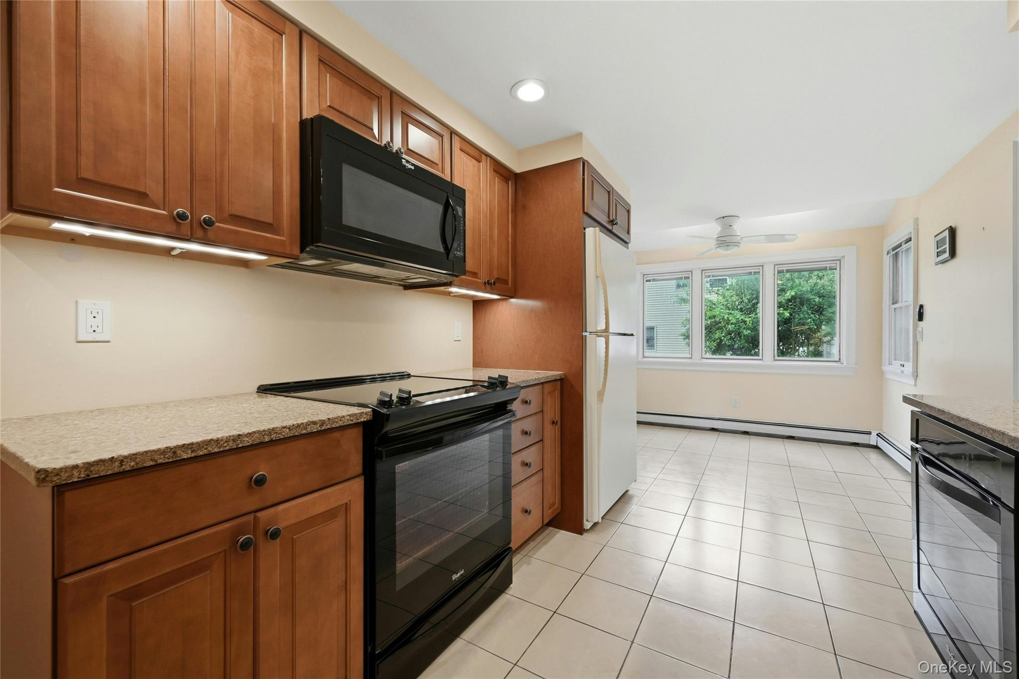 2 Cub Road Property Photo 10