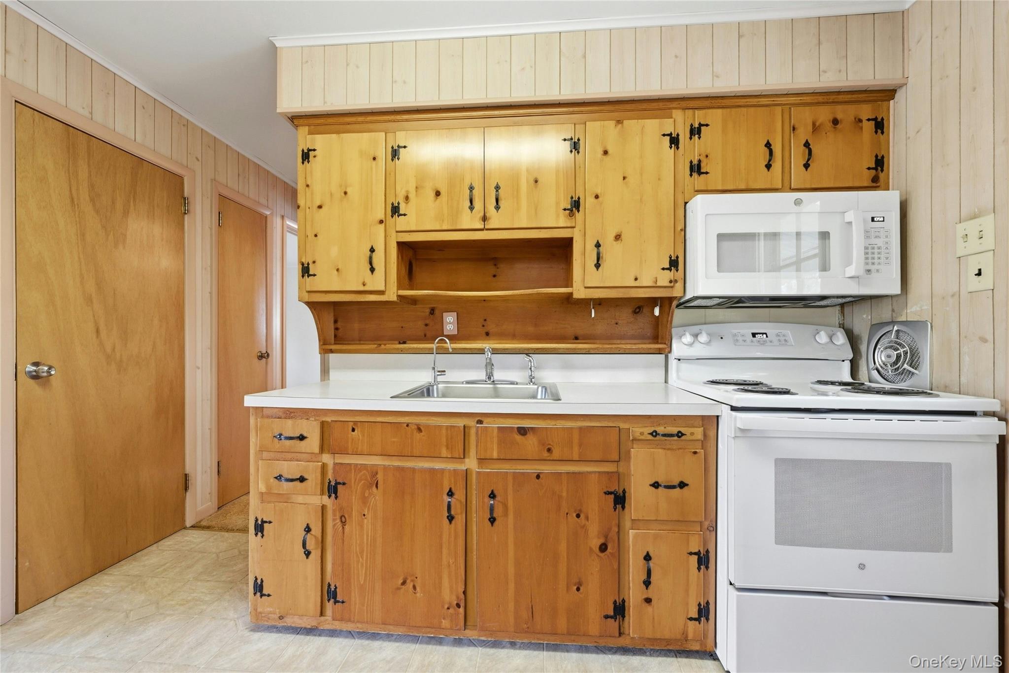 9 Robinson Street Property Photo 9