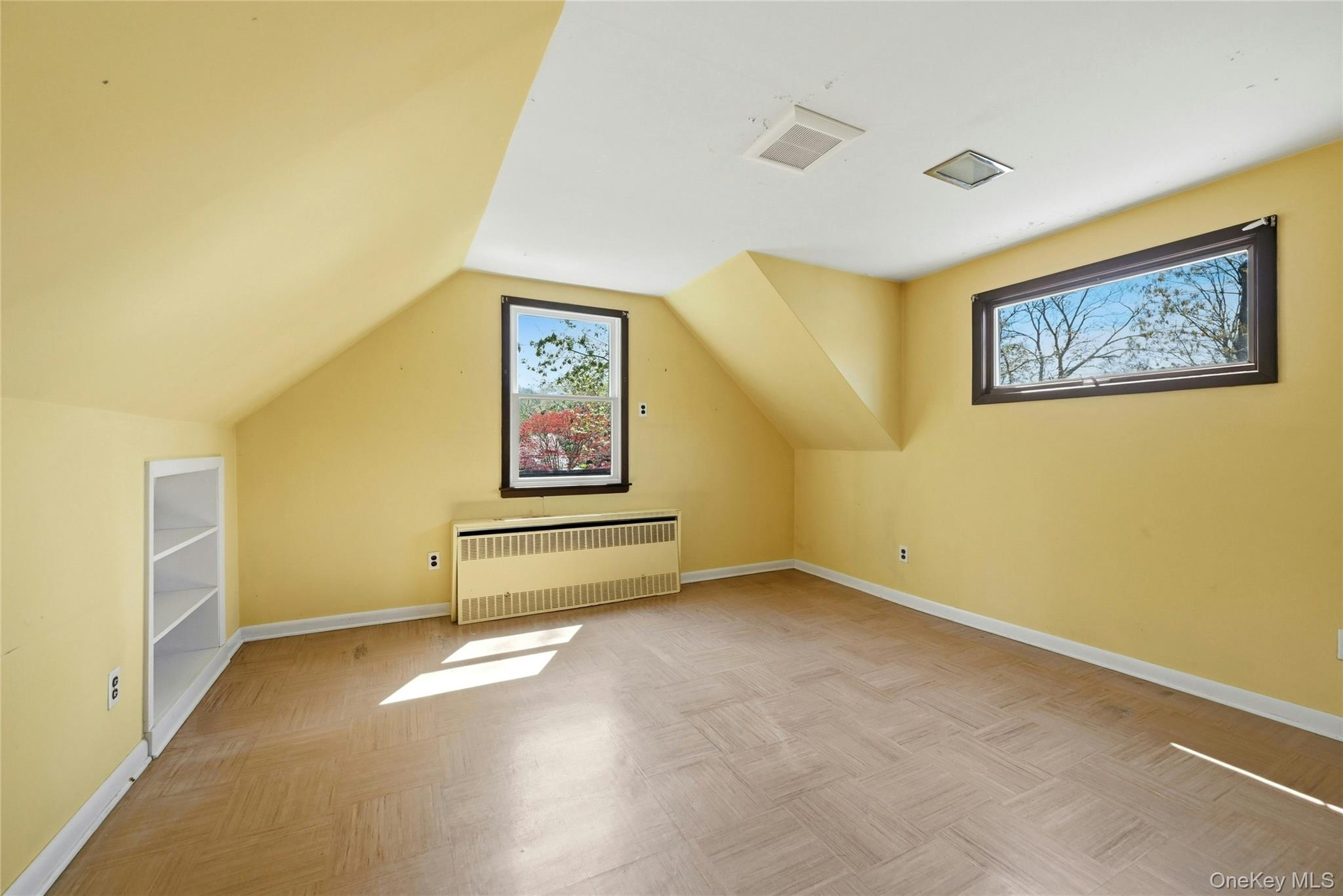 9 Robinson Street Property Photo 19