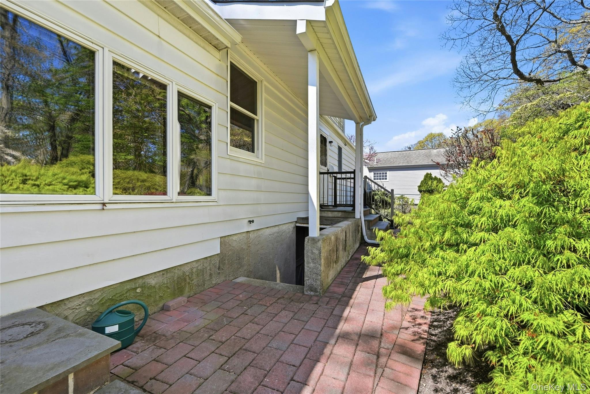 9 Robinson Street Property Photo 28