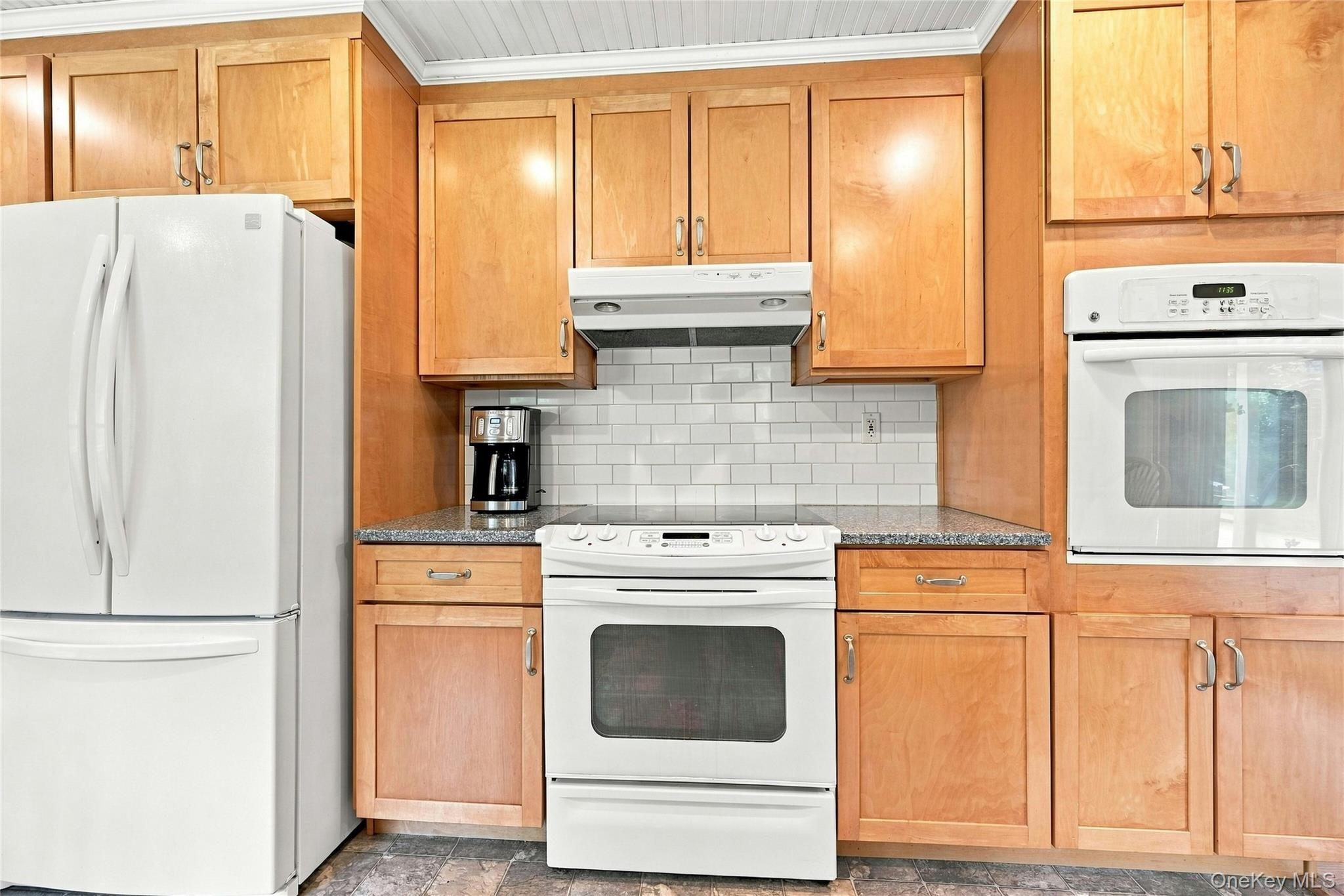 20 Hastings Drive Property Photo 16