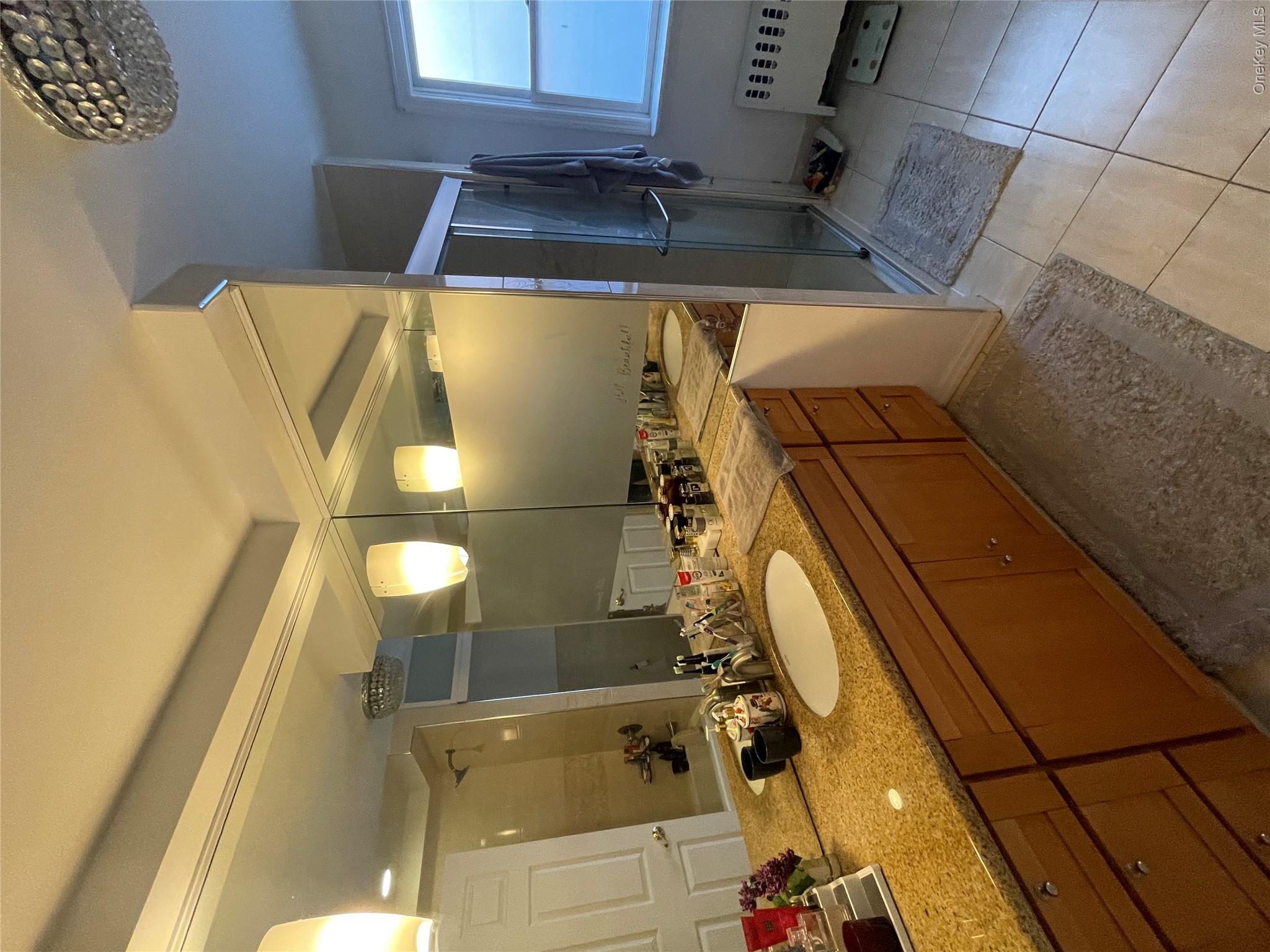 4911 Surf Avenue Property Photo 10