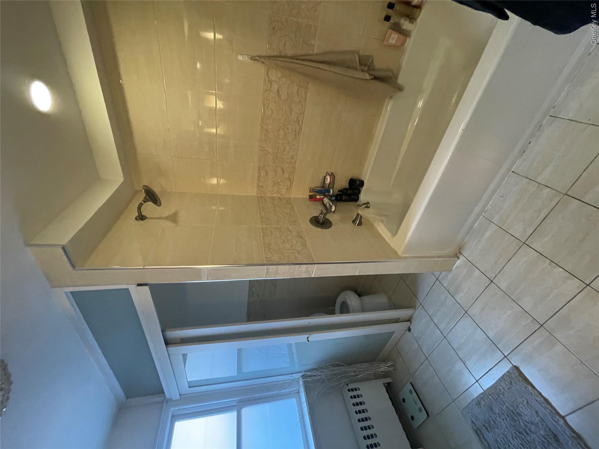 4911 Surf Avenue Property Photo 12