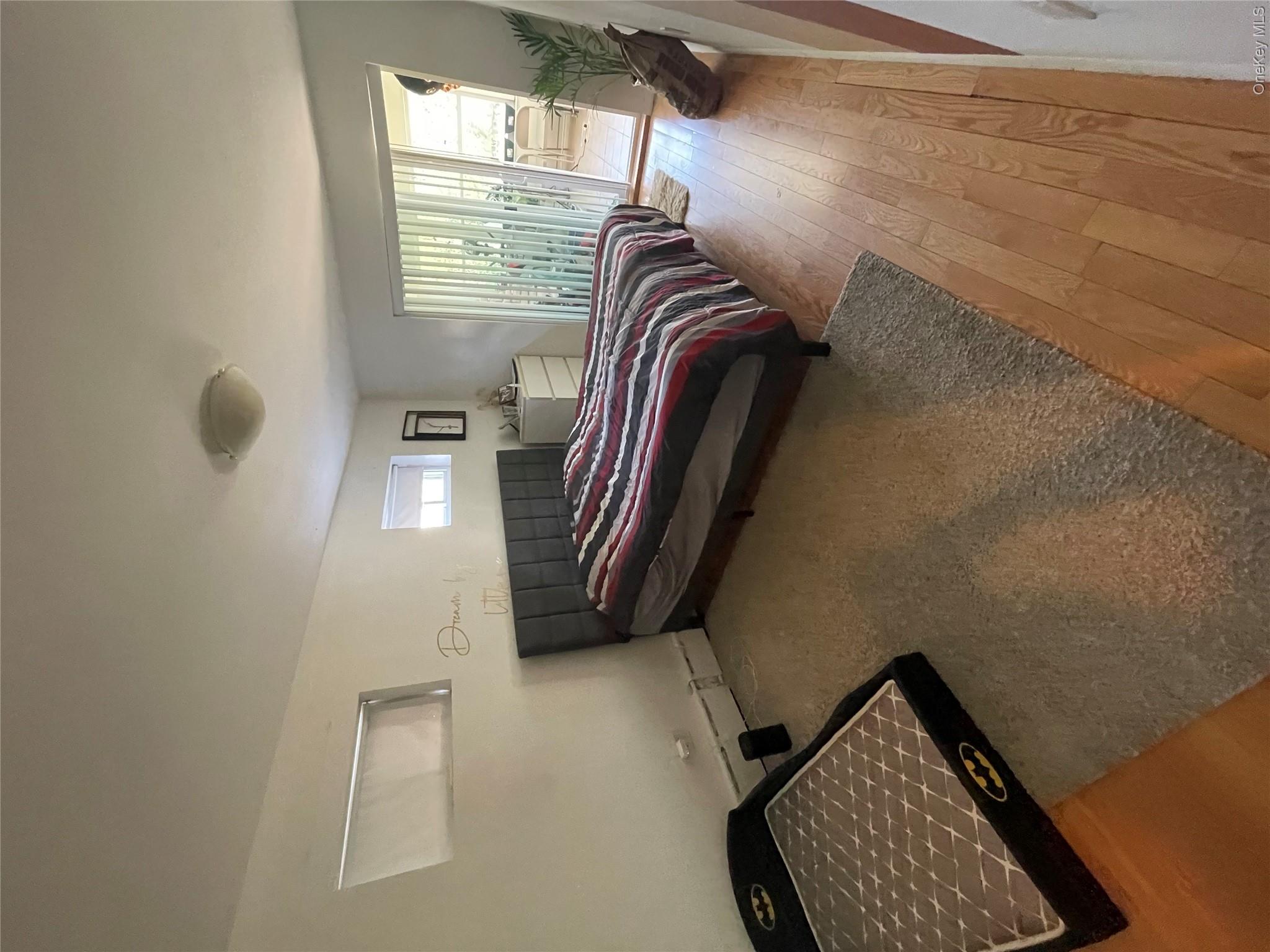 4911 Surf Avenue Property Photo 14