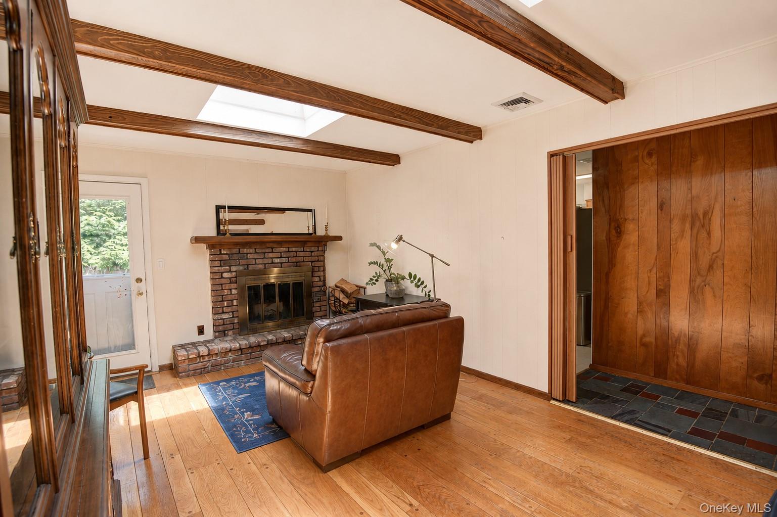10 Camelot Lane Property Photo 23