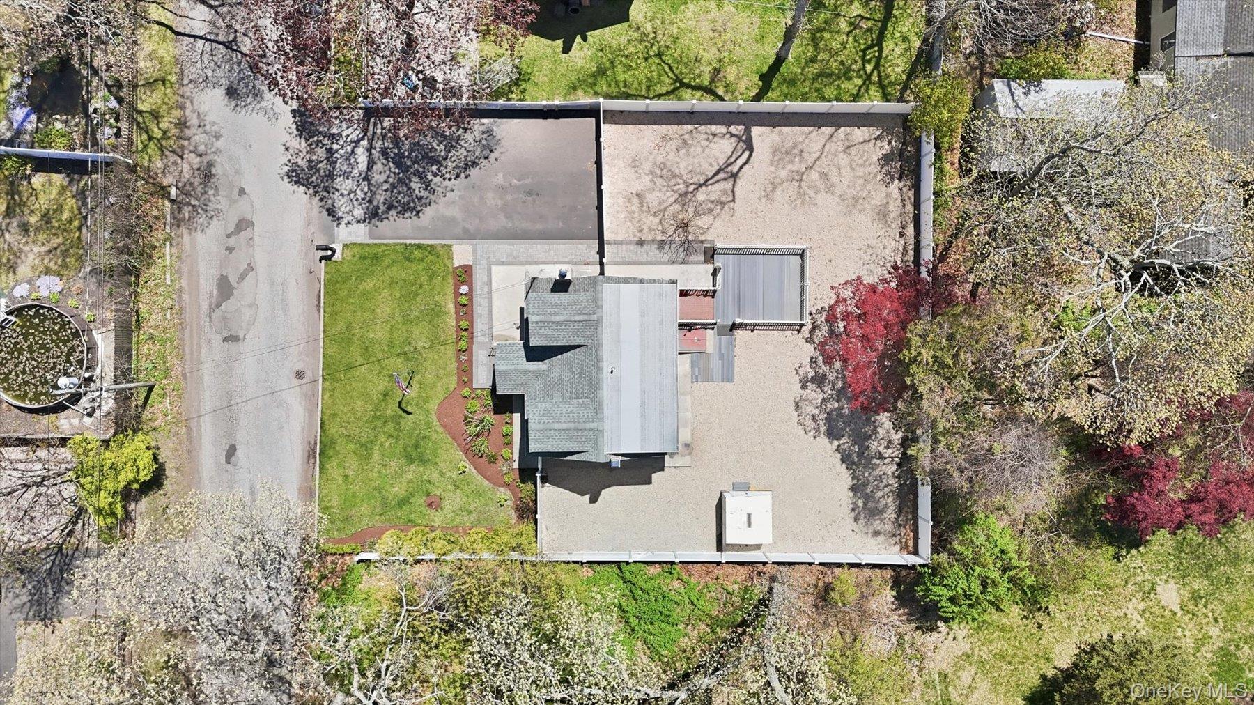 134 Washington Drive Property Photo 5
