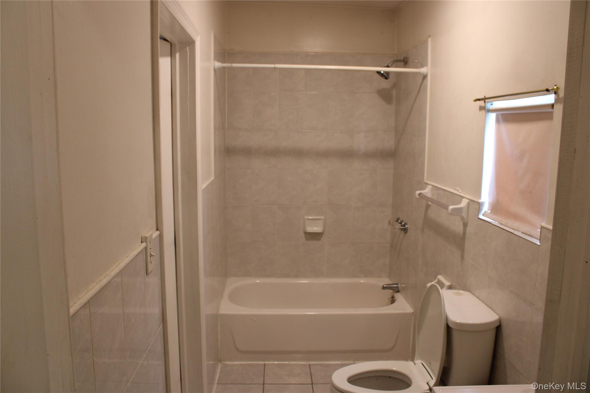 219-22 132nd Road Property Photo 21