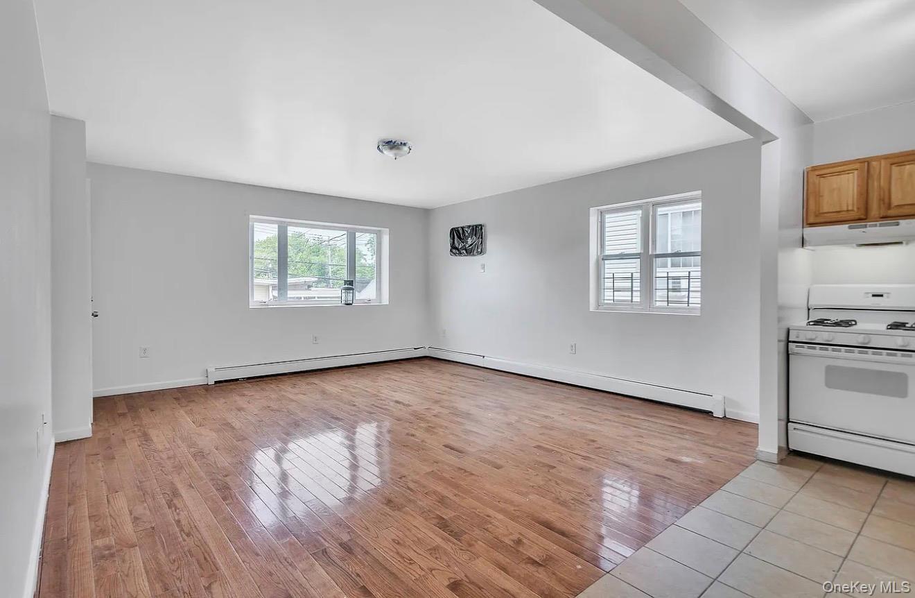 2268 Seward Avenue Property Photo 2