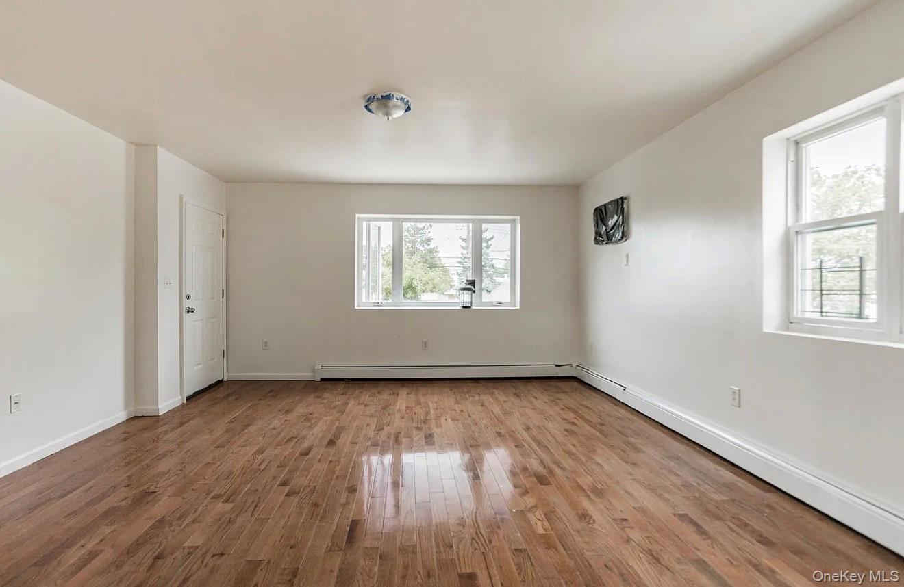 2268 Seward Avenue Property Photo 3