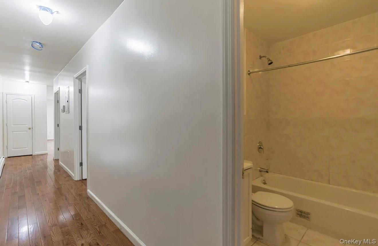 2268 Seward Avenue Property Photo 4