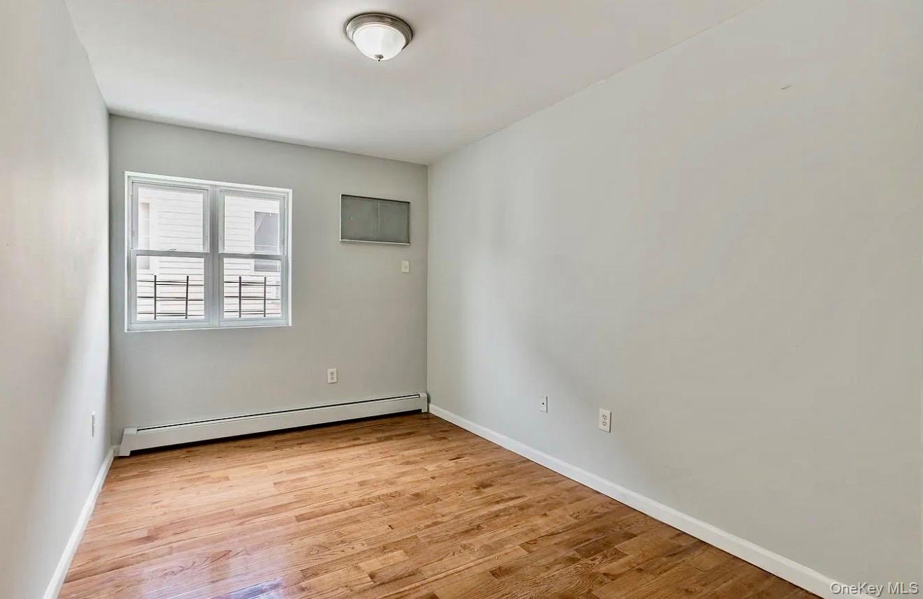2268 Seward Avenue Property Photo 6
